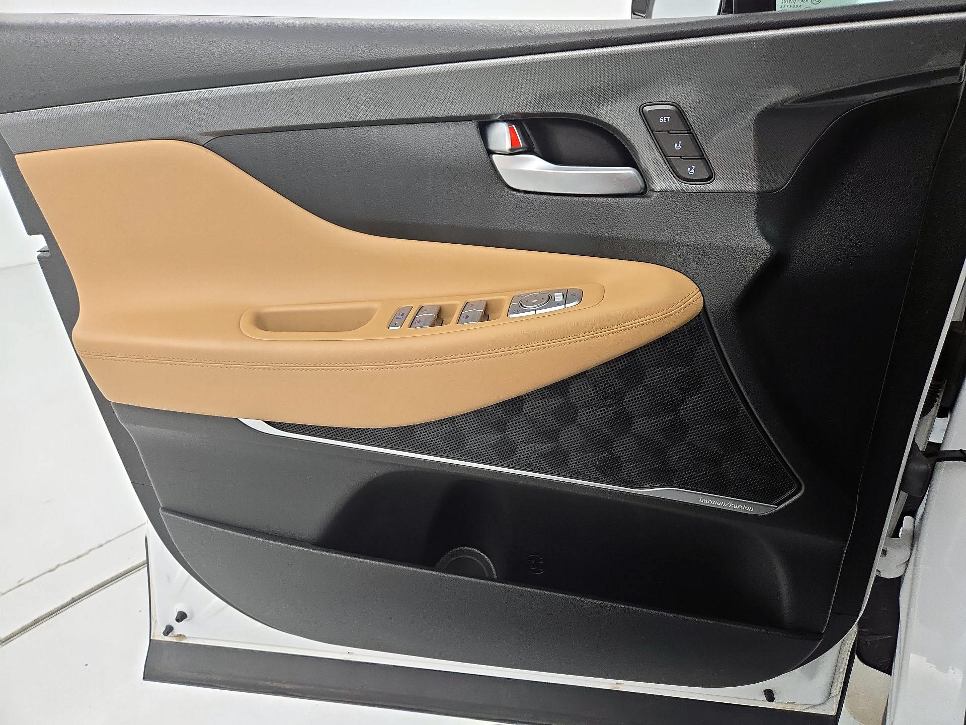 Thumbnail: 2021 Hyundai Santa Fe - 12