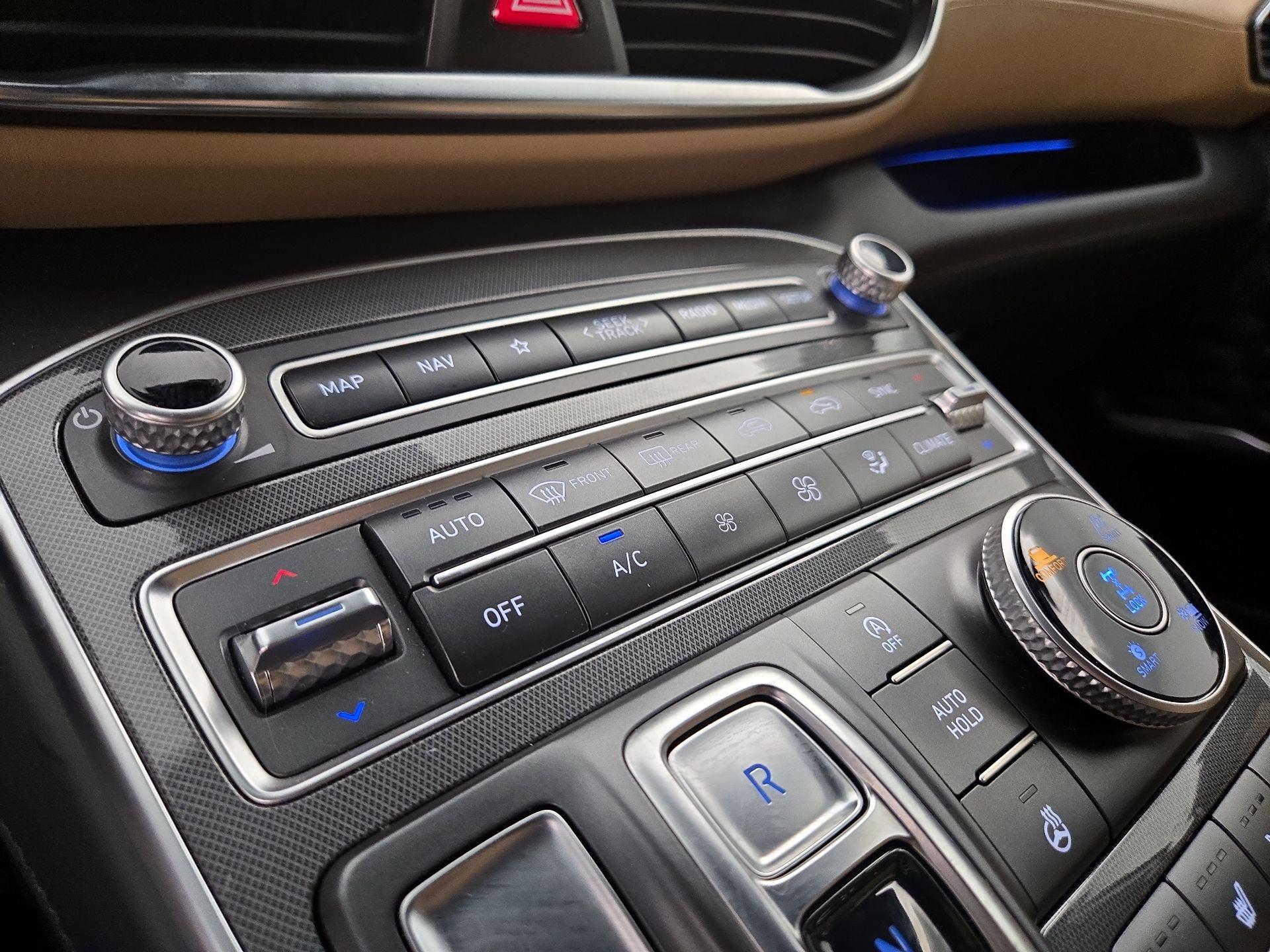 Thumbnail: 2021 Hyundai Santa Fe - 17