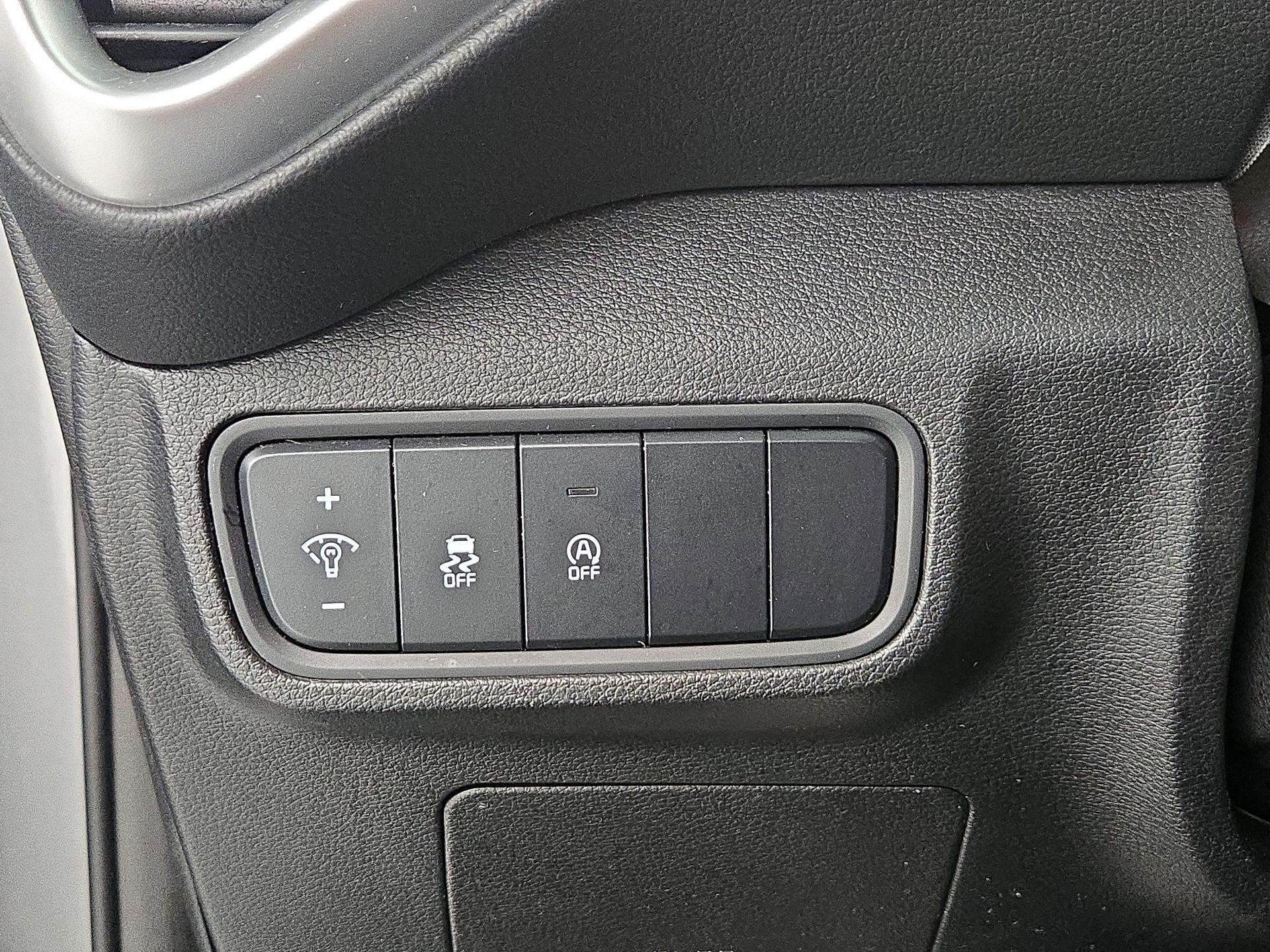 Thumbnail: 2023 Kia Soul - 13