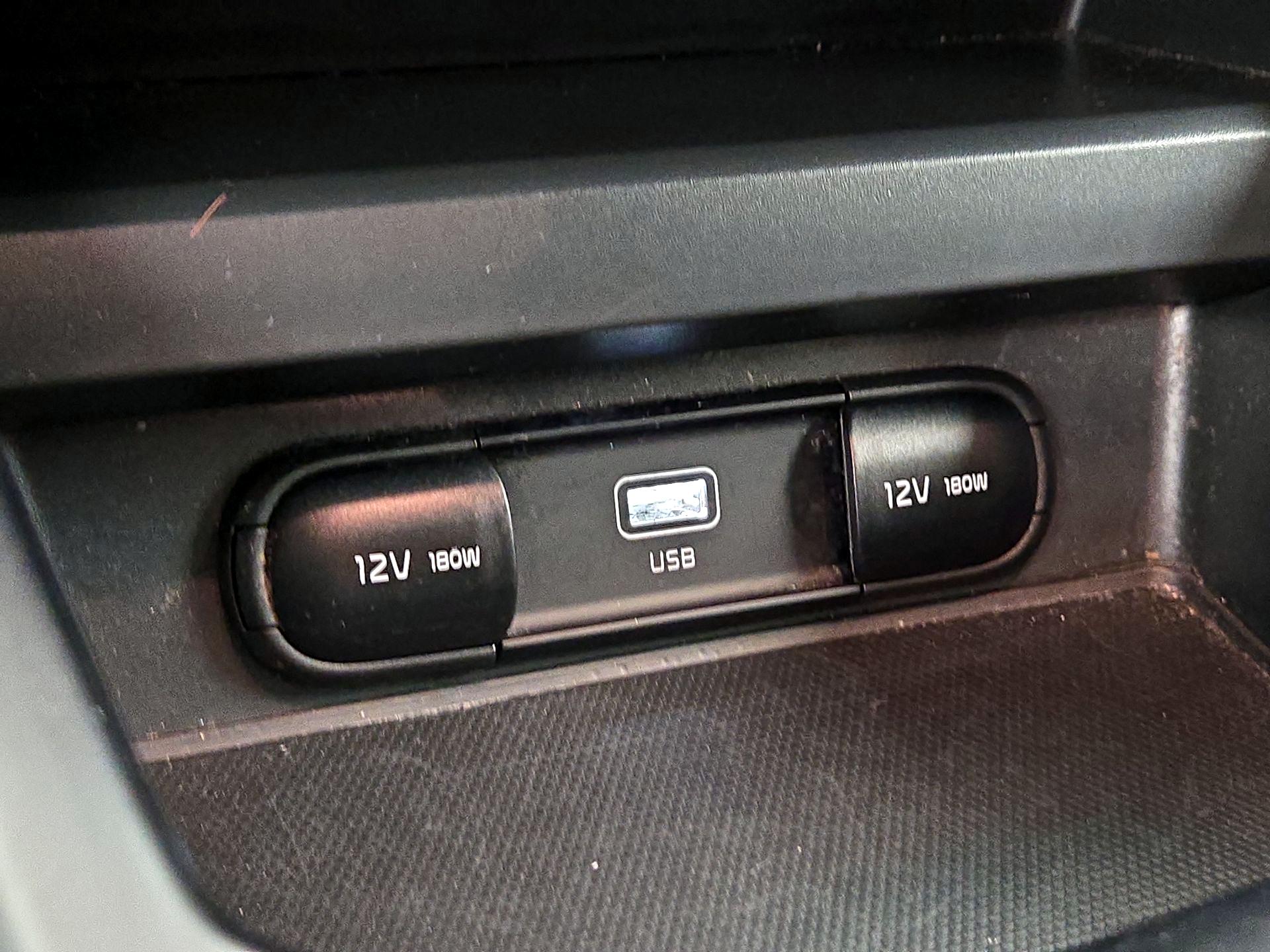 Thumbnail: 2023 Kia Soul - 18