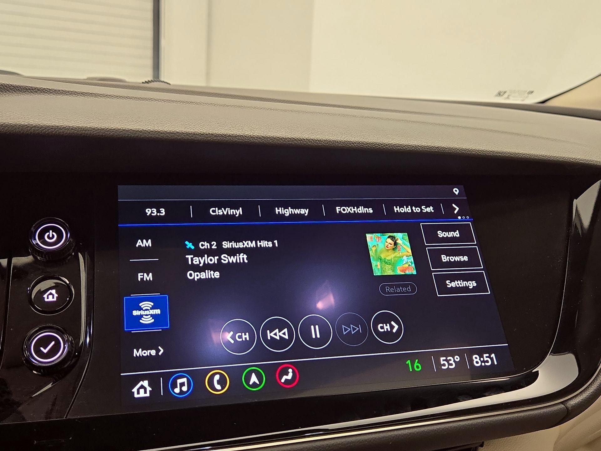 Thumbnail: 2023 Buick Envision - 16