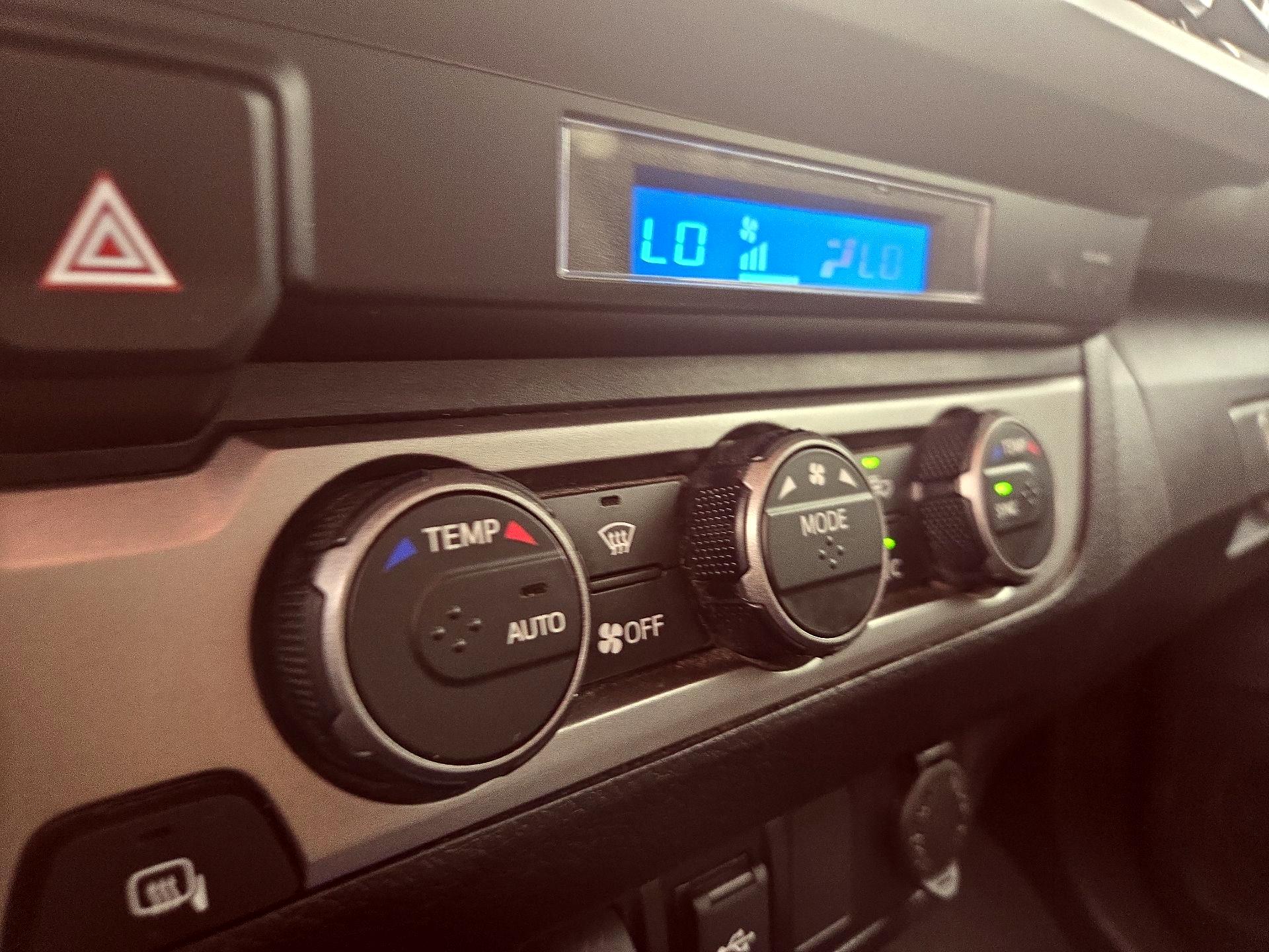 Thumbnail: 2023 Toyota Tacoma - 16