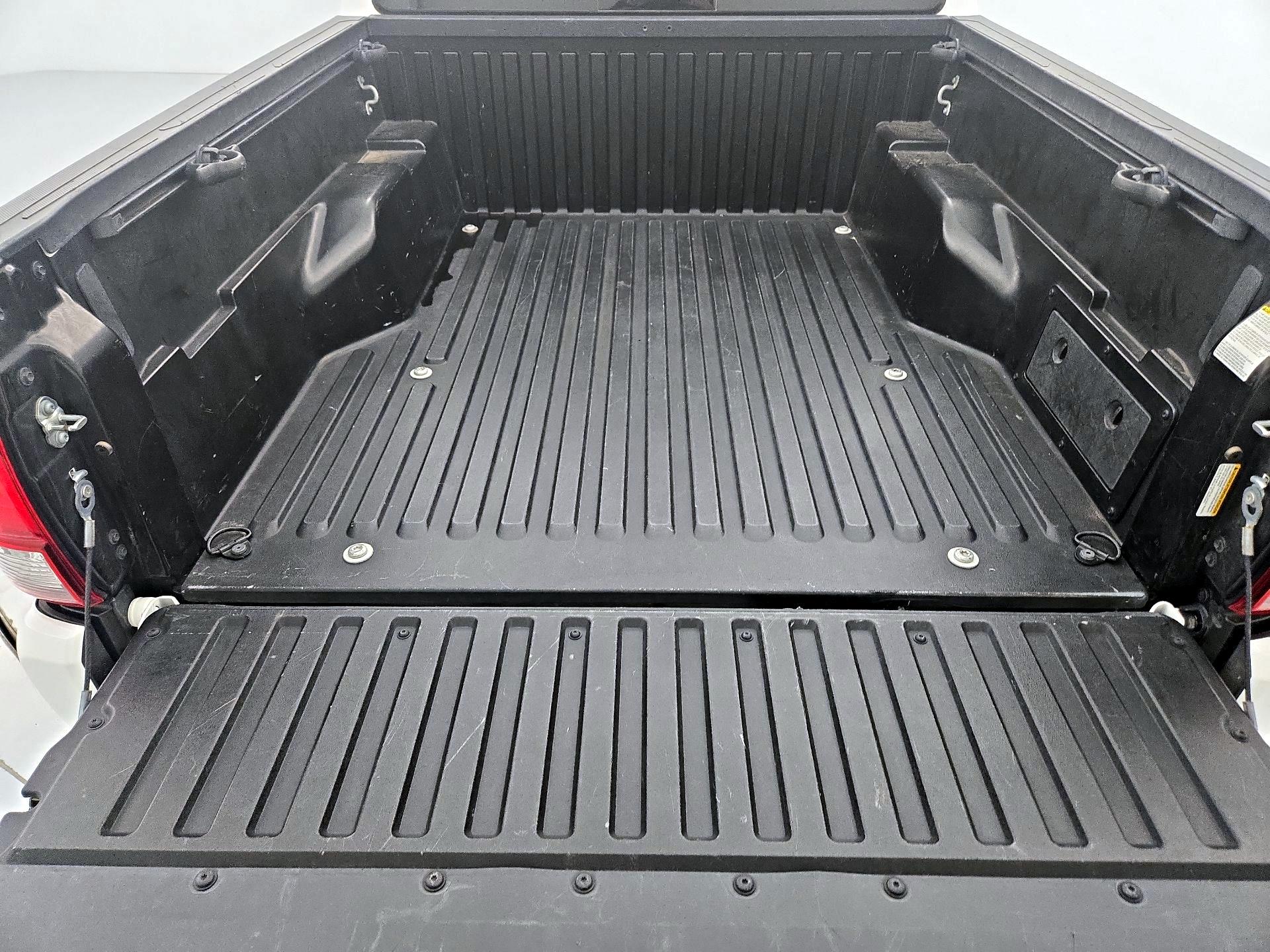 Thumbnail: 2023 Toyota Tacoma - 20