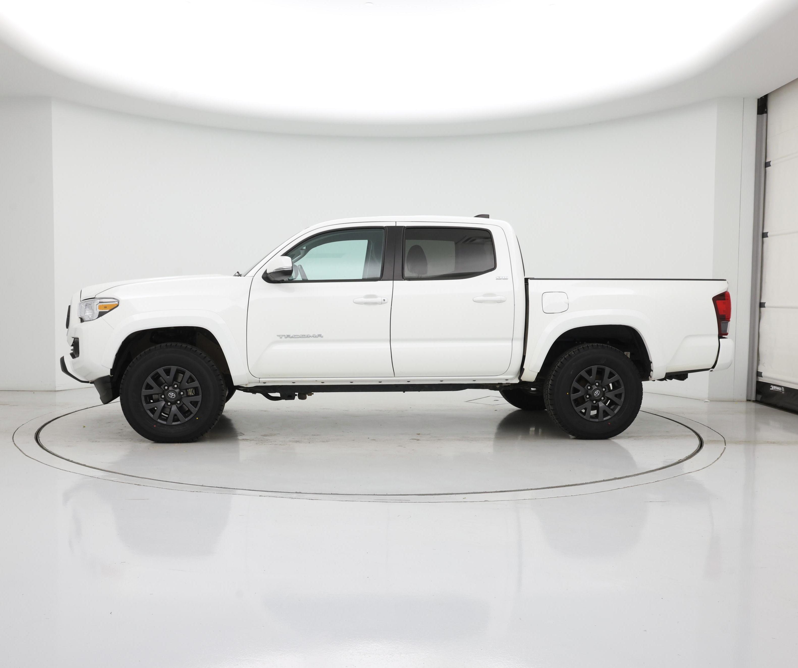 Thumbnail: 2023 Toyota Tacoma - 3