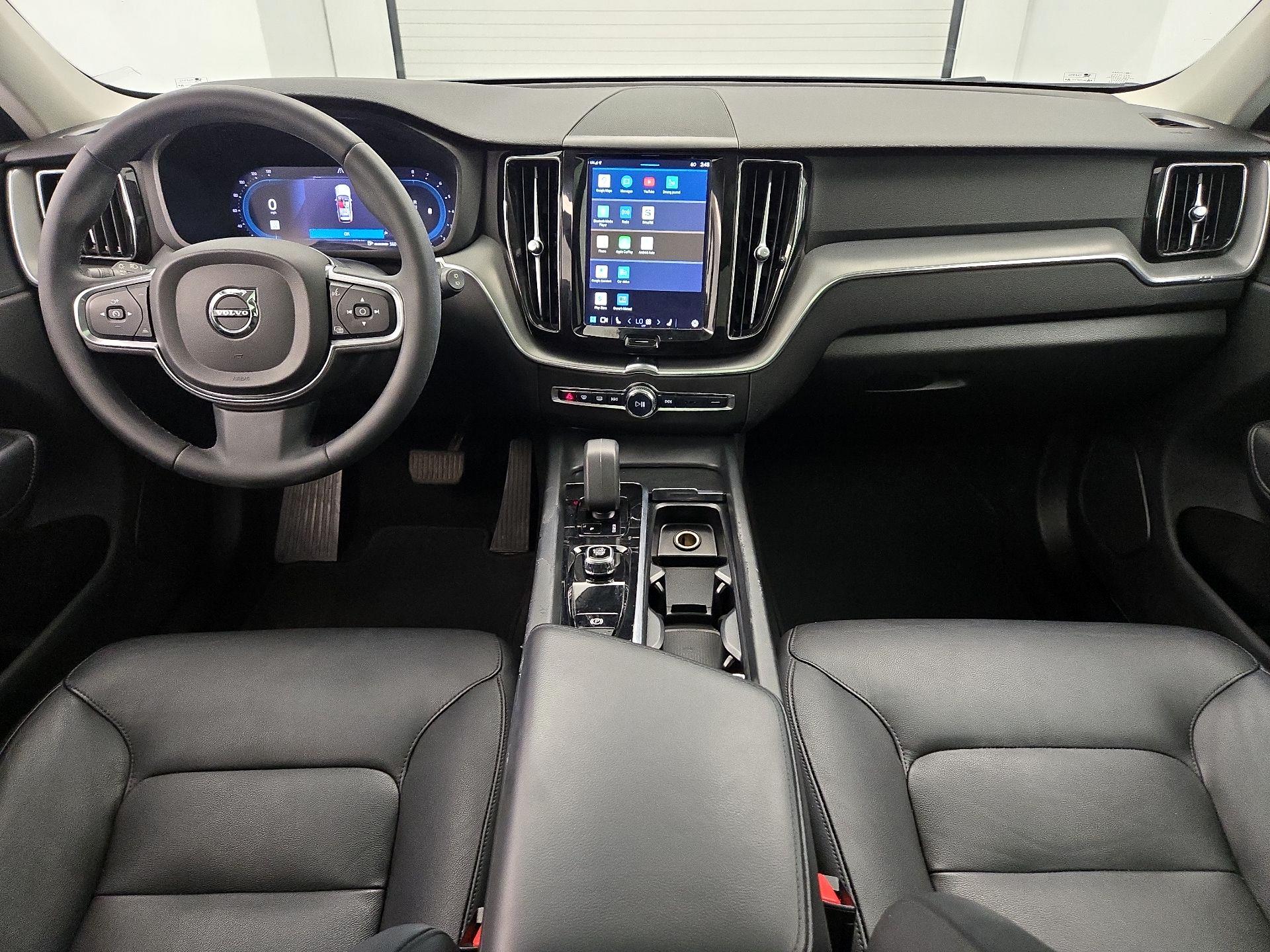 Thumbnail: 2023 Volvo XC60 - 9