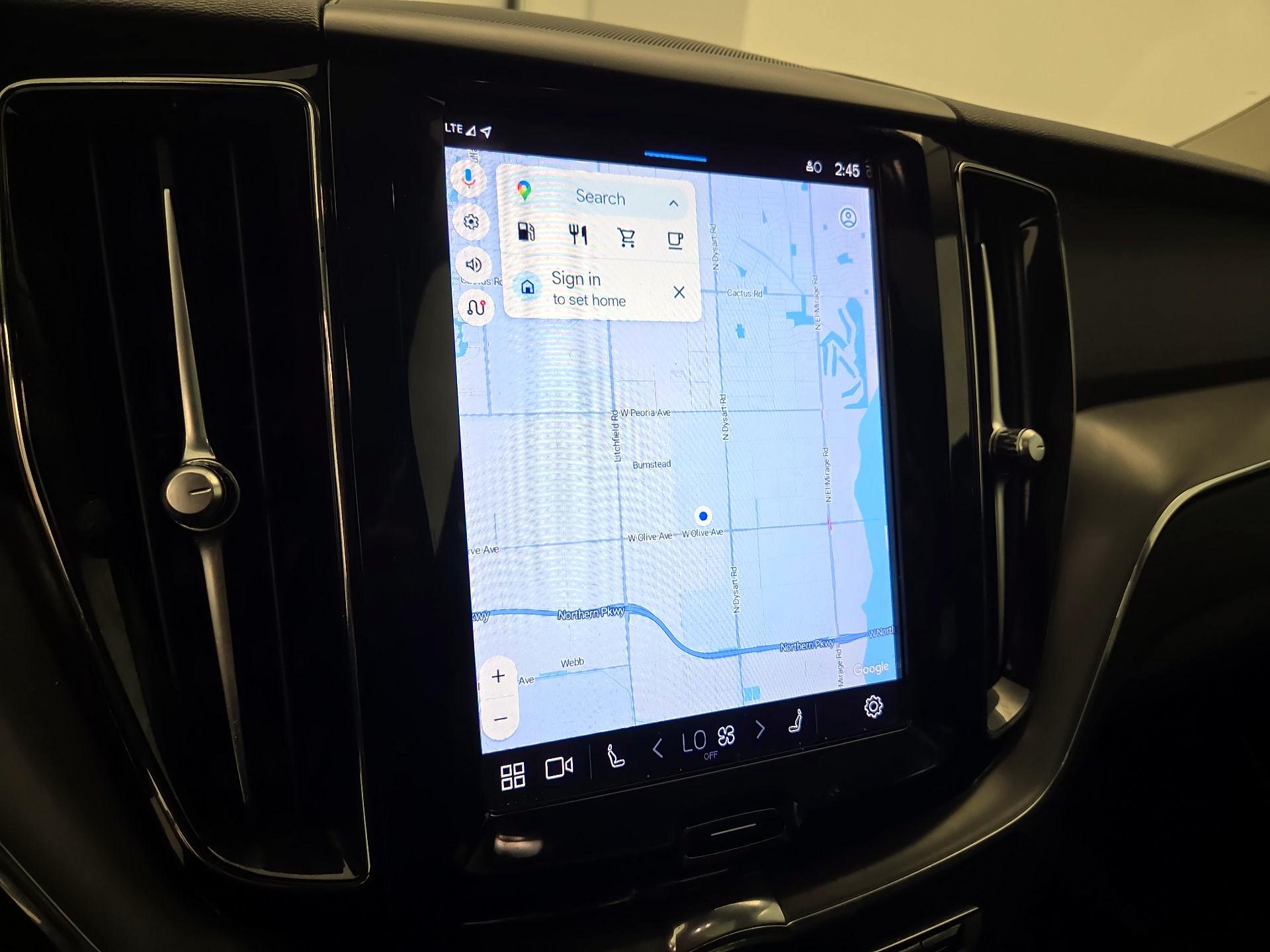 Thumbnail: 2023 Volvo XC60 - 14