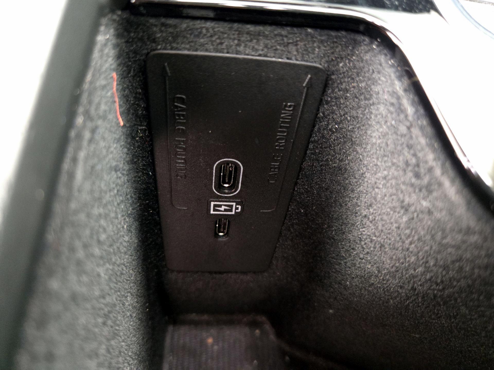 Thumbnail: 2023 Volvo XC60 - 19