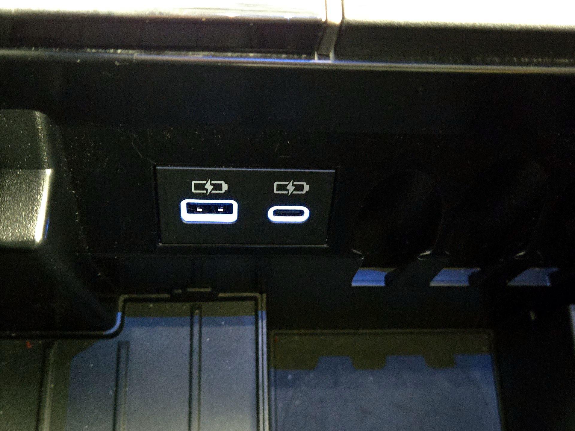 Thumbnail: 2024 Toyota Tundra - 18