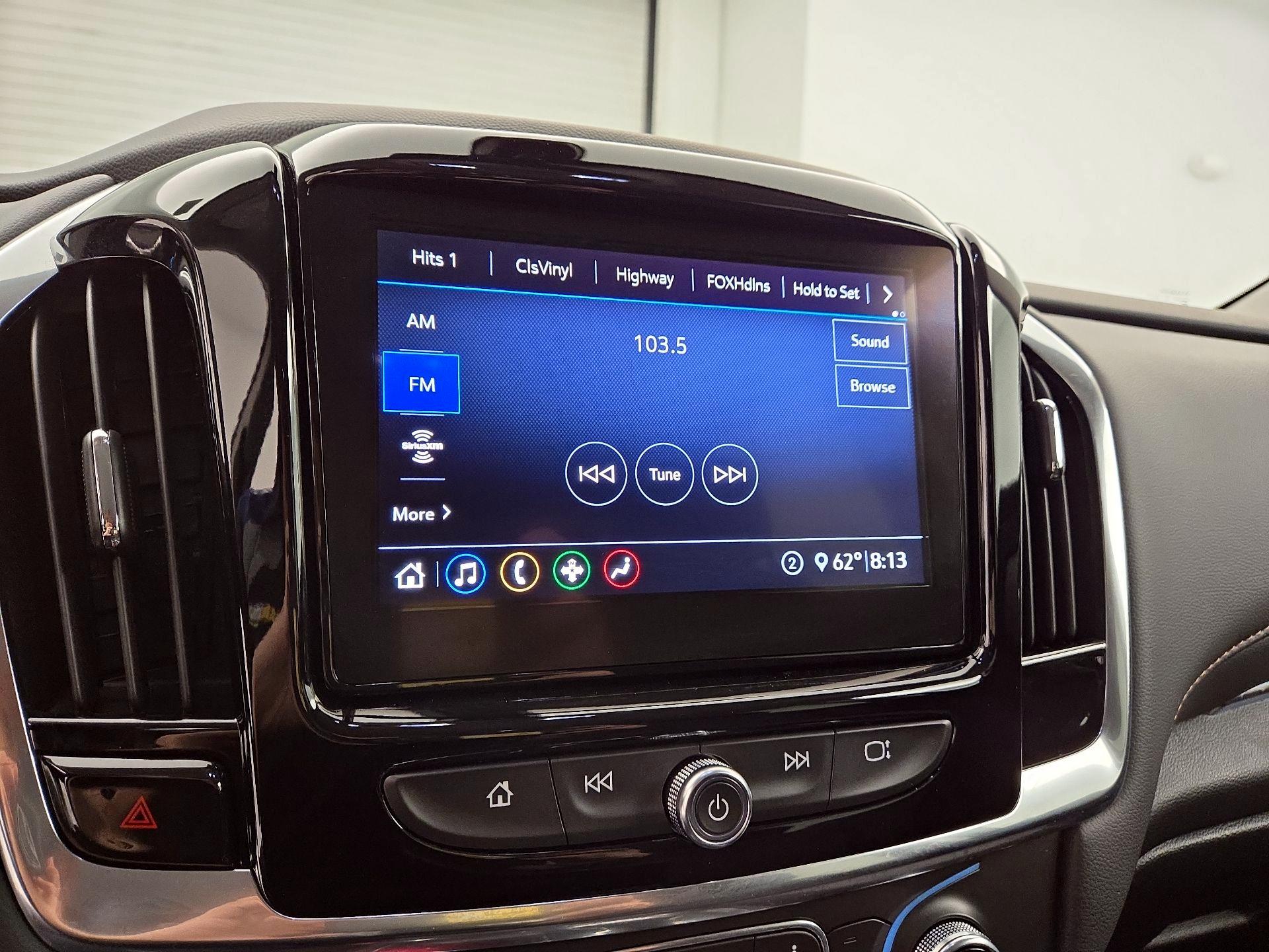 Thumbnail: 2021 Chevrolet Traverse - 15