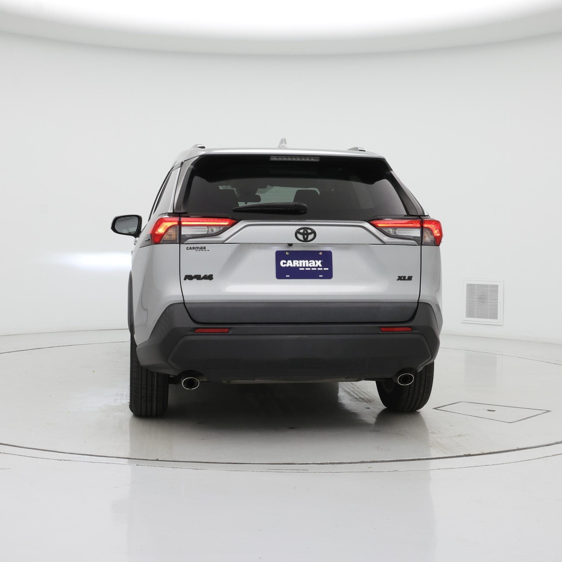 Thumbnail: 2021 Toyota RAV4 - 6