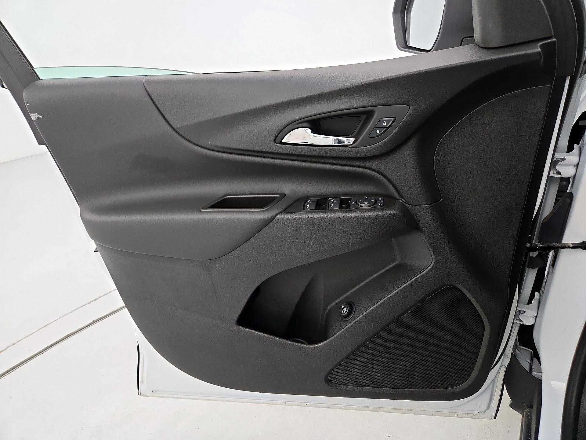 Thumbnail: 2024 Chevrolet Equinox - 12