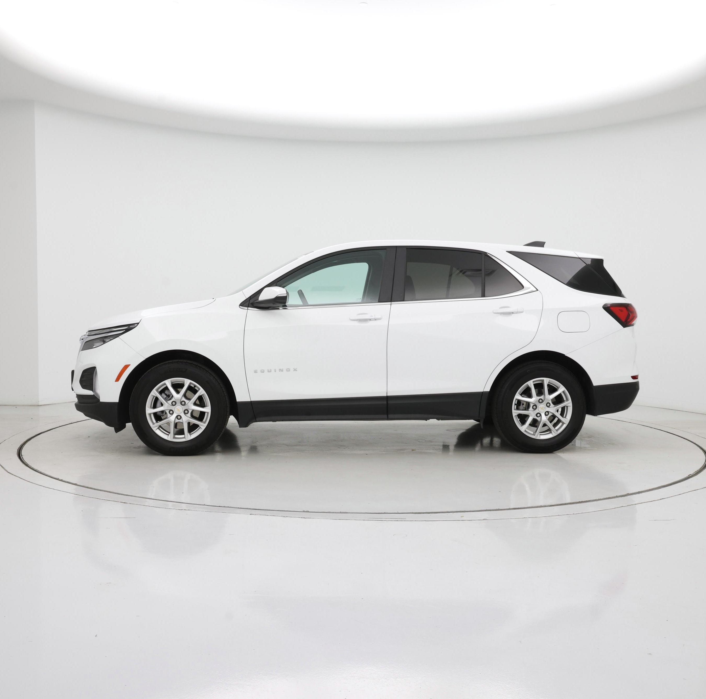 Thumbnail: 2024 Chevrolet Equinox - 3