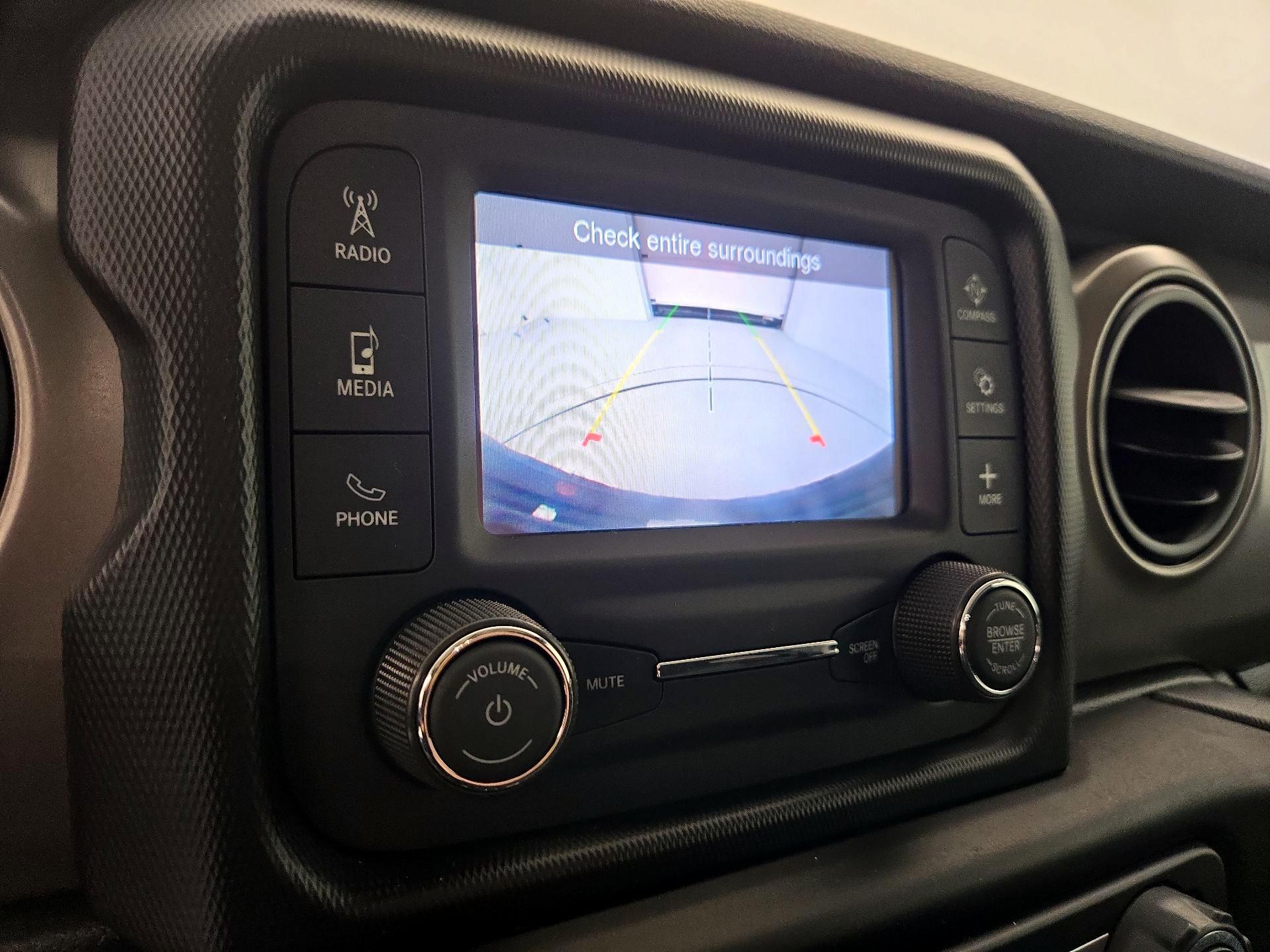 Thumbnail: 2021 Jeep Wrangler - 14