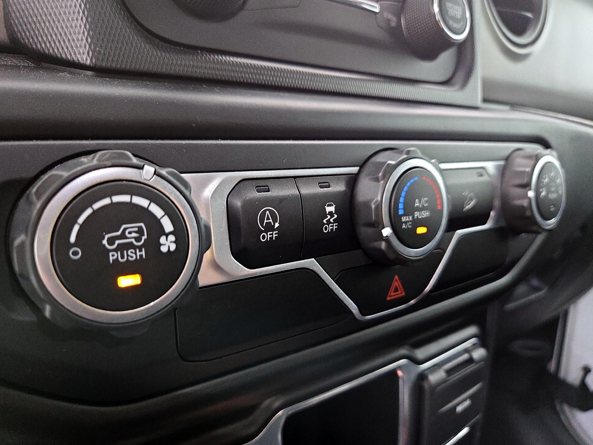 Thumbnail: 2021 Jeep Wrangler - 16