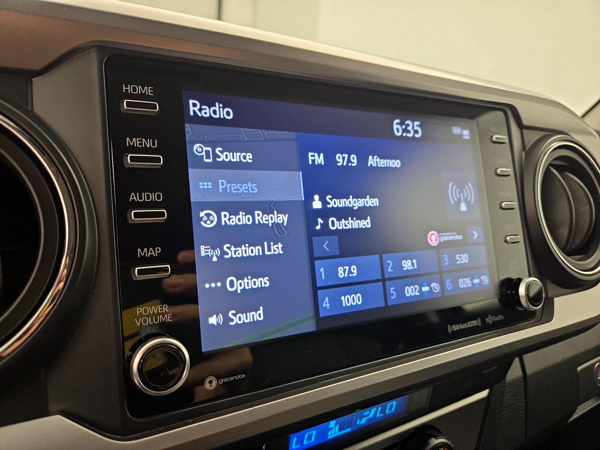 Thumbnail: 2023 Toyota Tacoma - 16