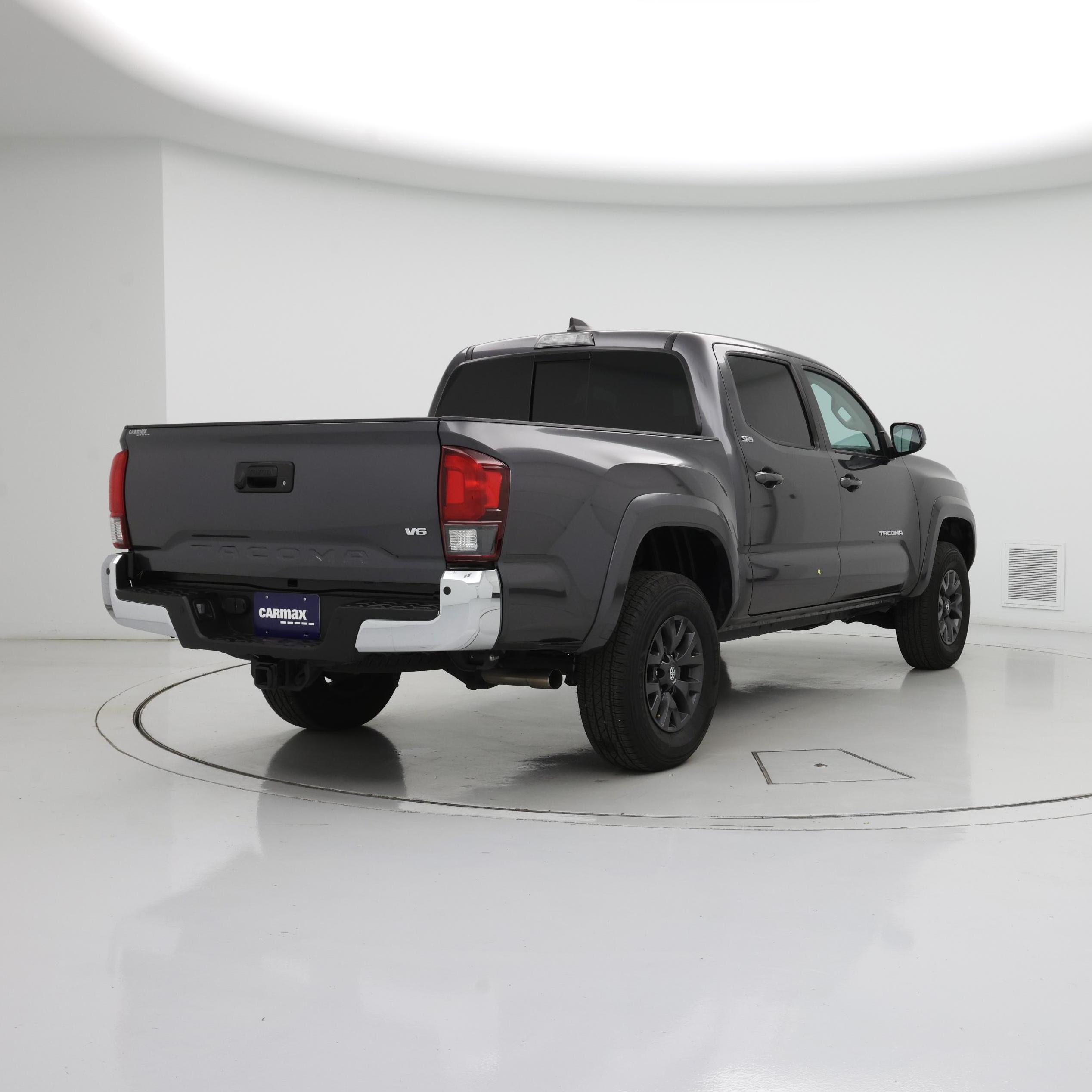 Thumbnail: 2023 Toyota Tacoma - 8