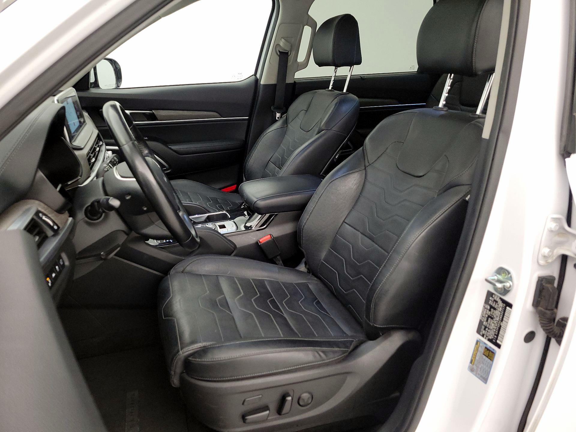 Thumbnail: 2022 Kia Telluride - 11