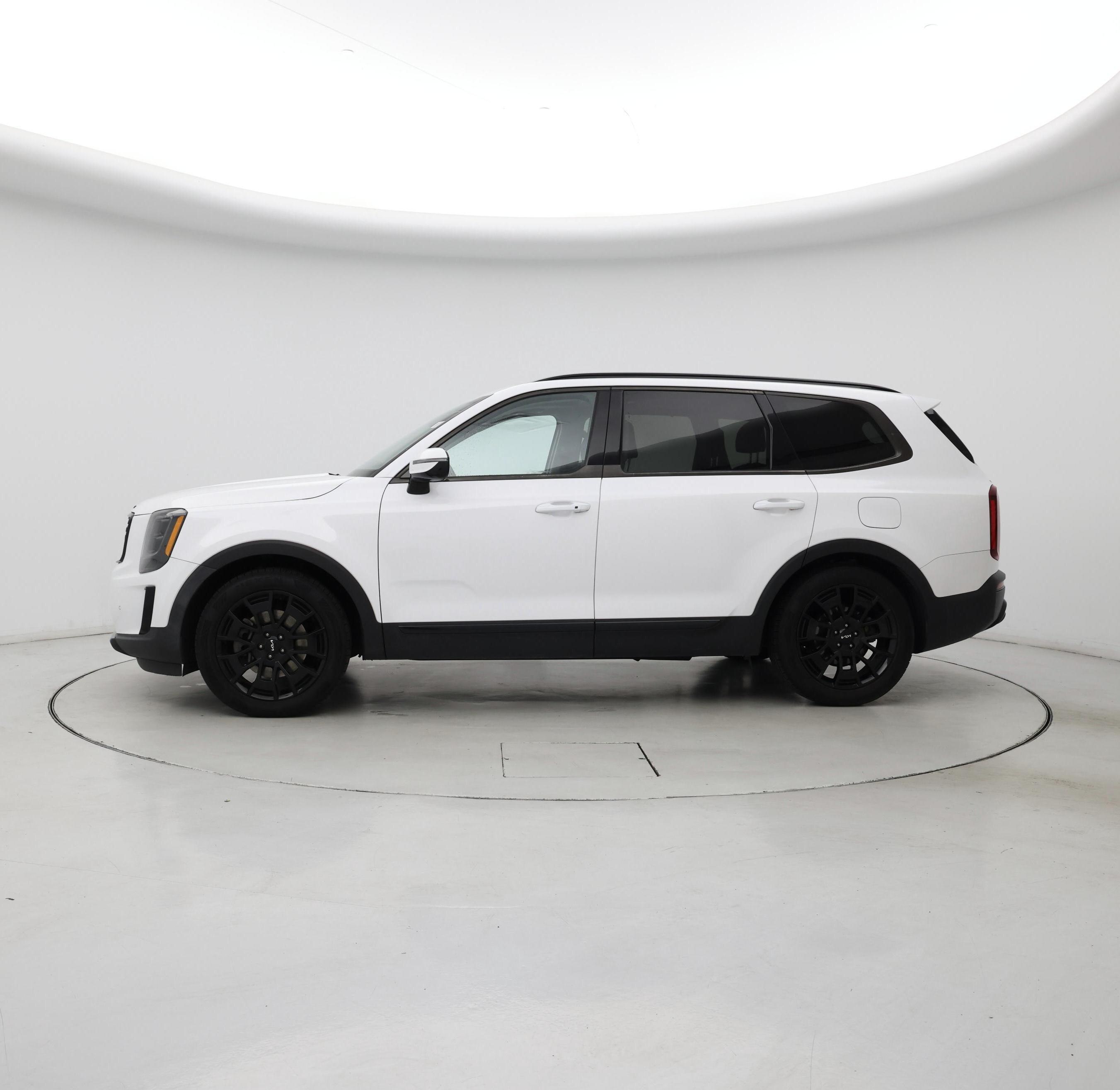 Thumbnail: 2022 Kia Telluride - 3