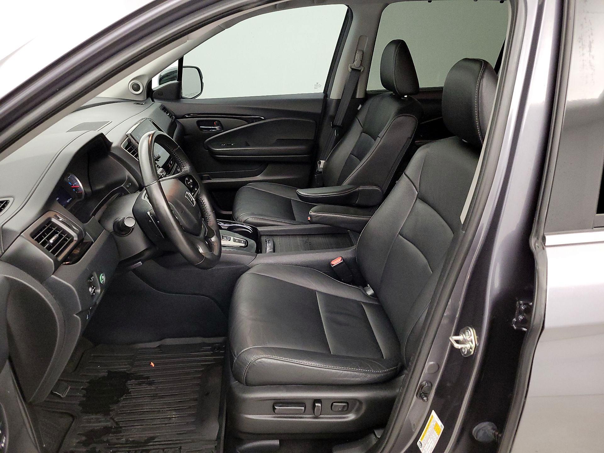 Thumbnail: 2020 Honda Pilot - 11