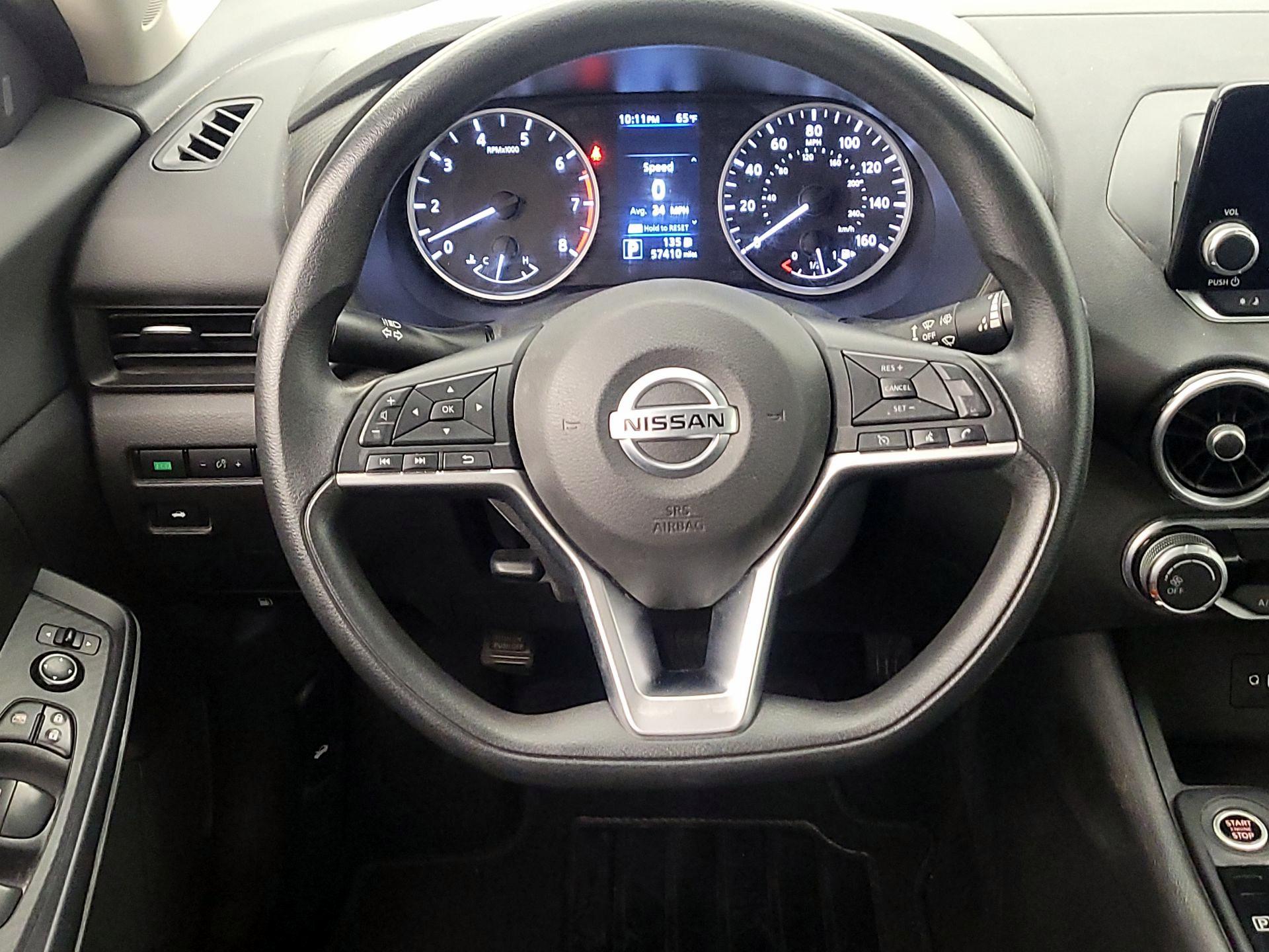 Thumbnail: 2022 Nissan Sentra - 10