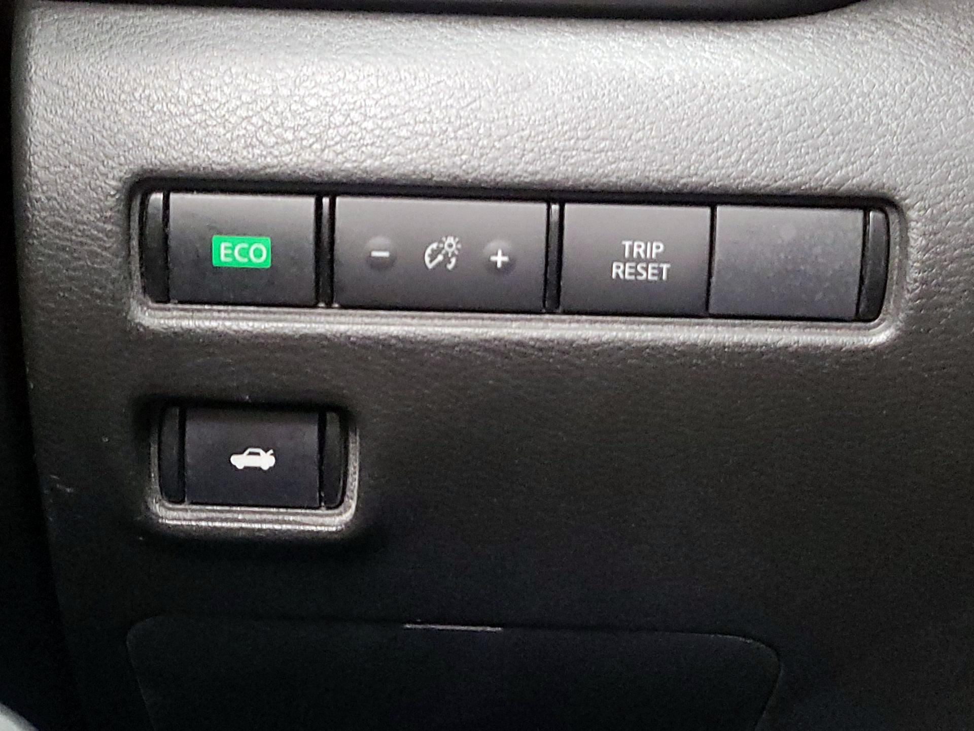 Thumbnail: 2022 Nissan Sentra - 13