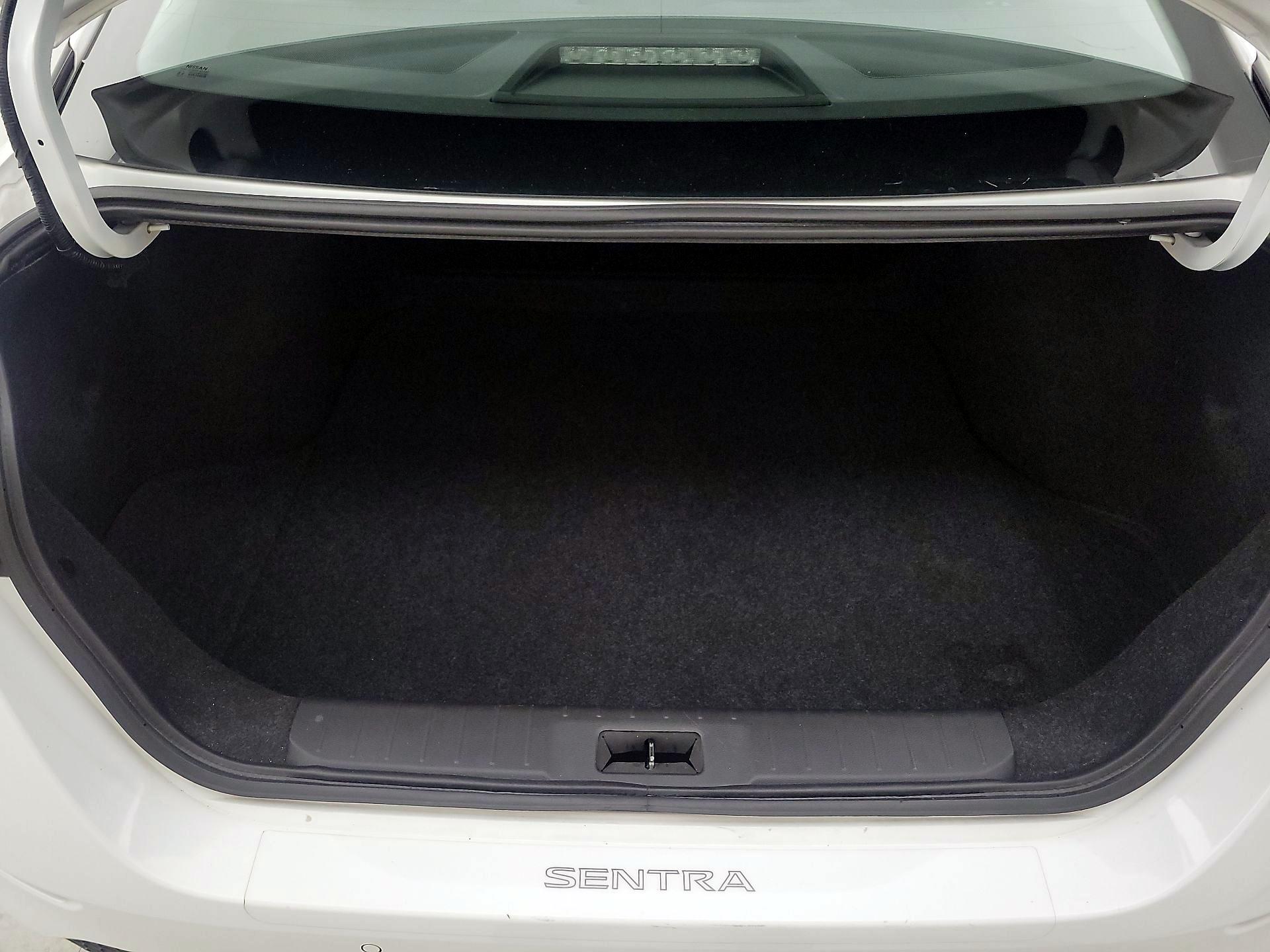 Thumbnail: 2022 Nissan Sentra - 20