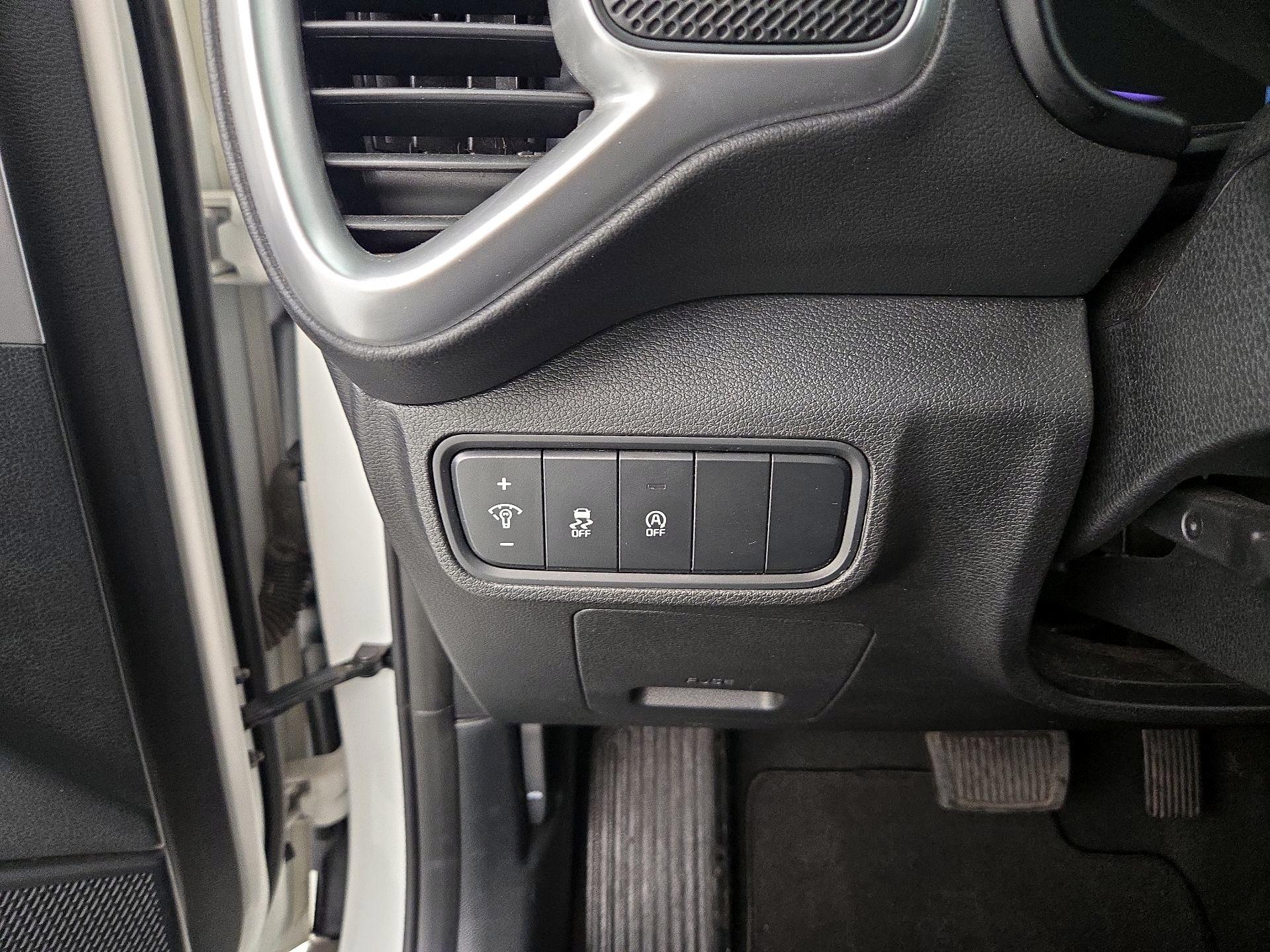 Thumbnail: 2023 Kia Soul - 13