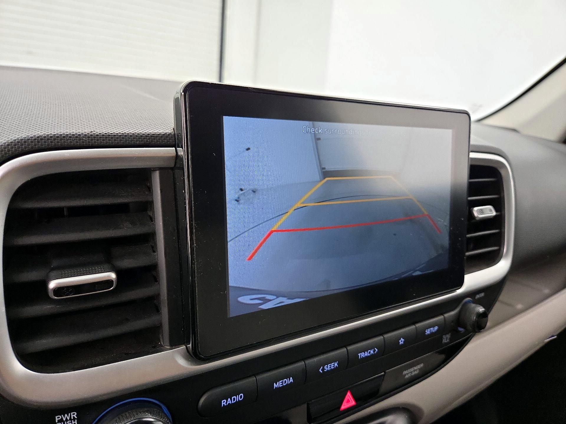 Thumbnail: 2022 Hyundai Venue - 14