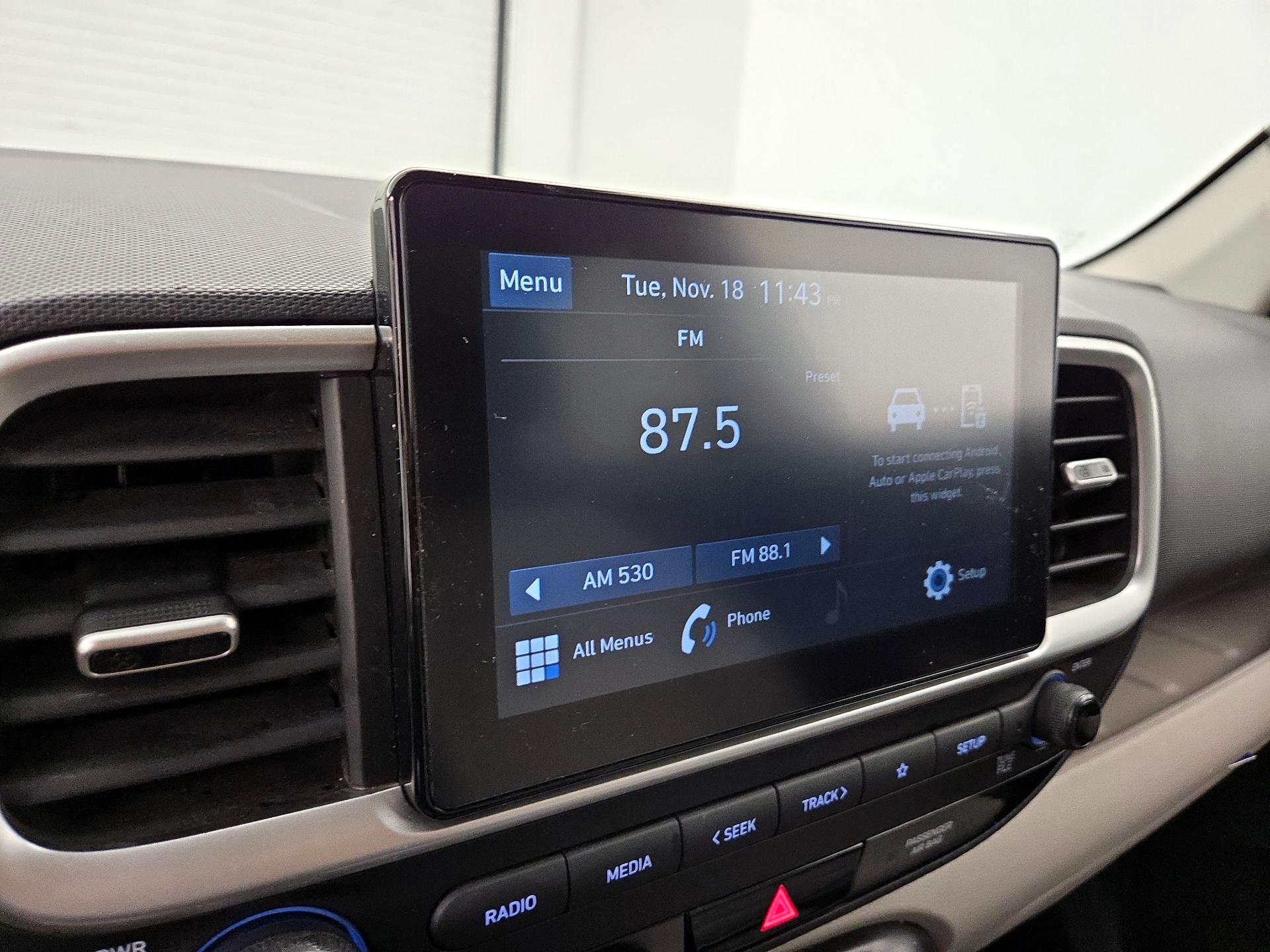 Thumbnail: 2022 Hyundai Venue - 15