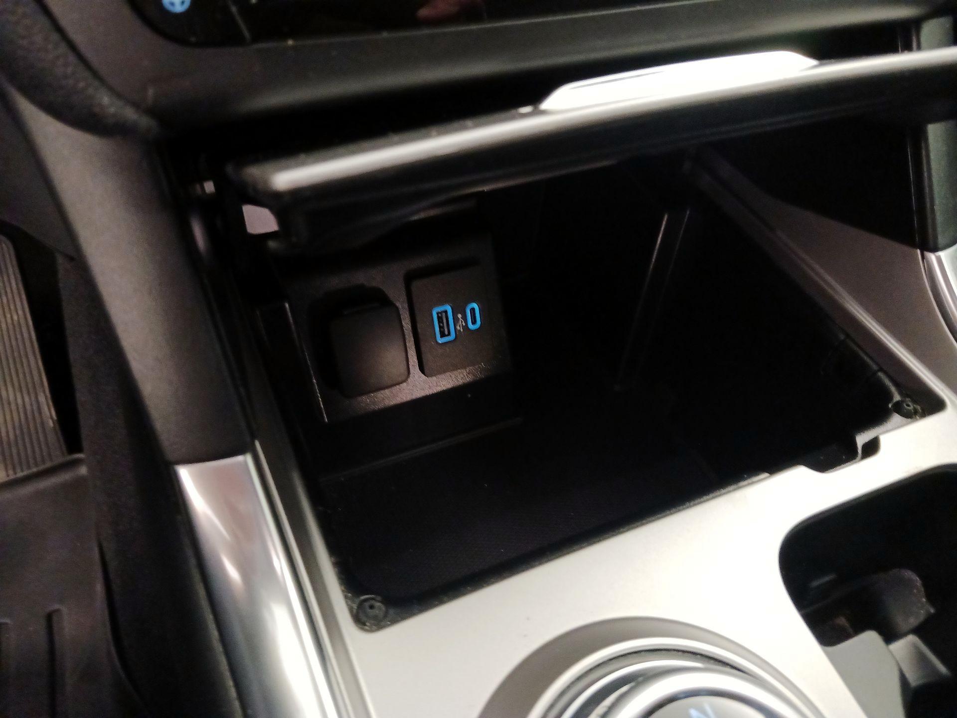 Thumbnail: 2020 Ford Explorer - 19