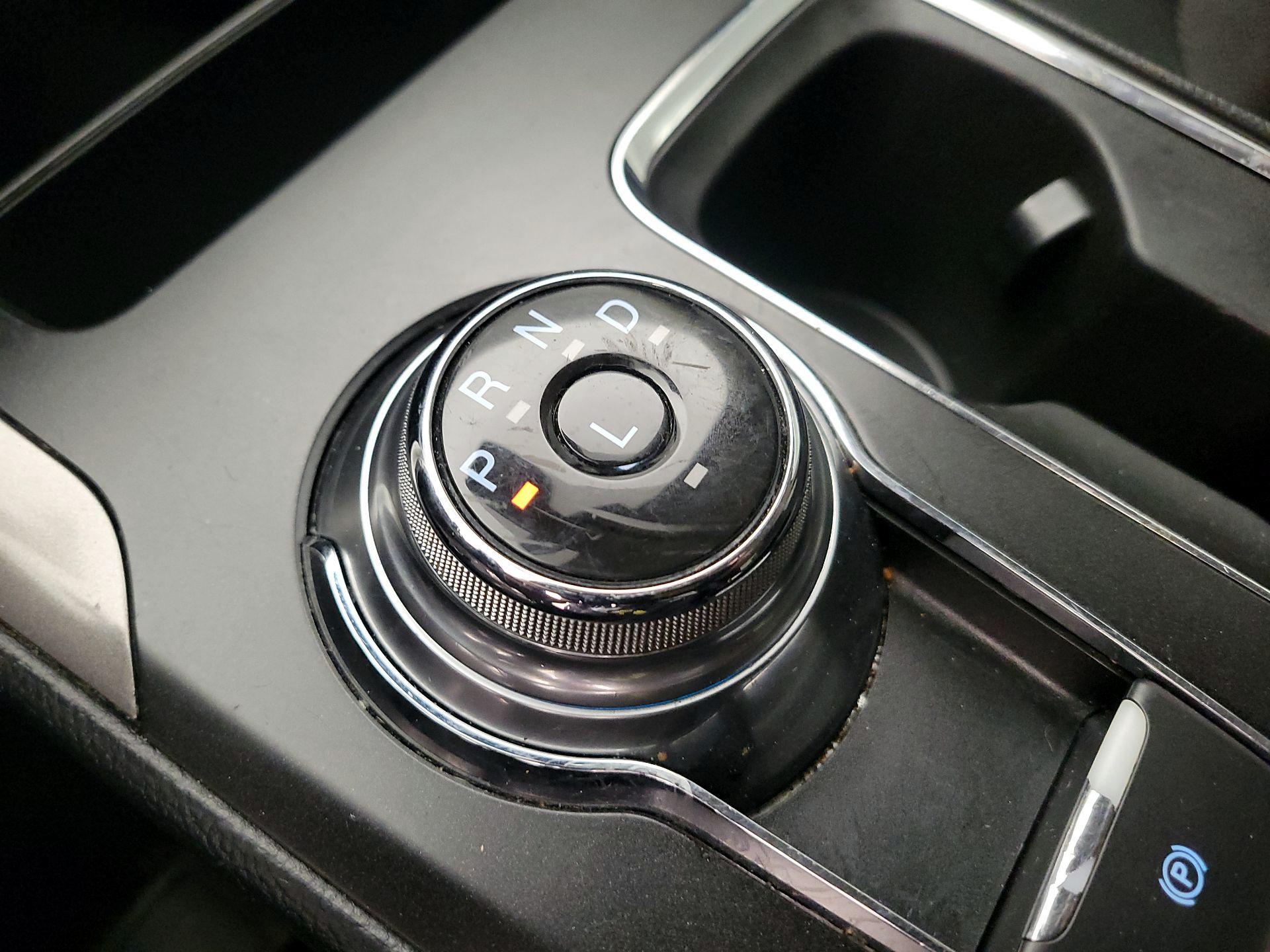 Thumbnail: 2019 Ford Fusion - 18