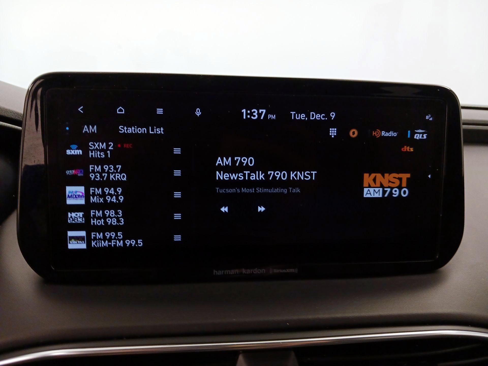 Thumbnail: 2022 Hyundai Santa Fe - 16