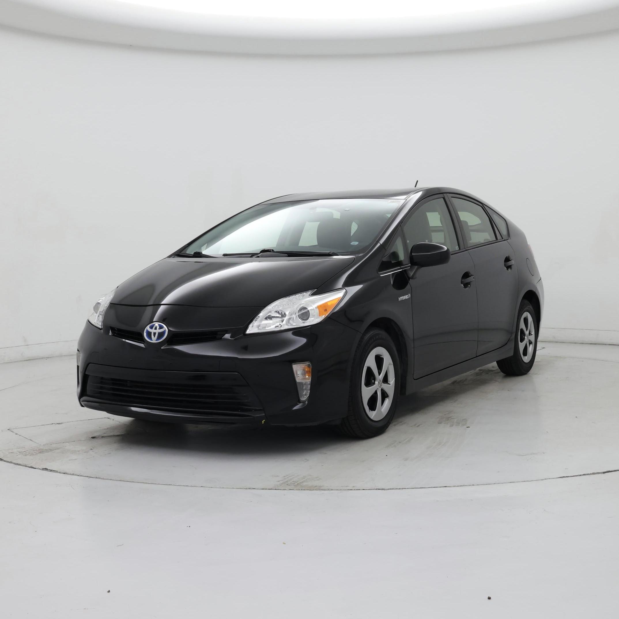 Thumbnail: 2015 Toyota Prius - 4
