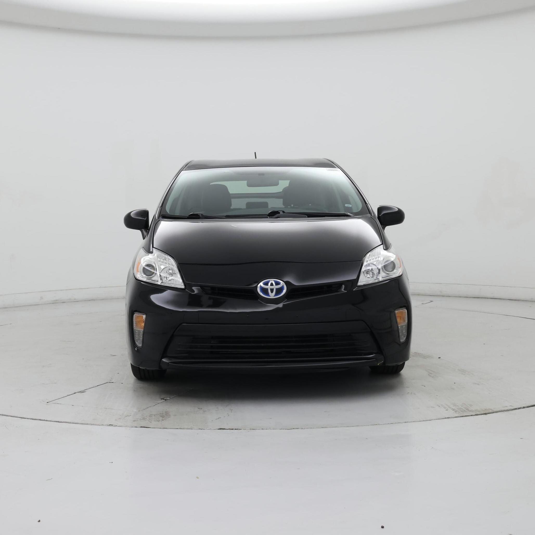 Thumbnail: 2015 Toyota Prius - 5