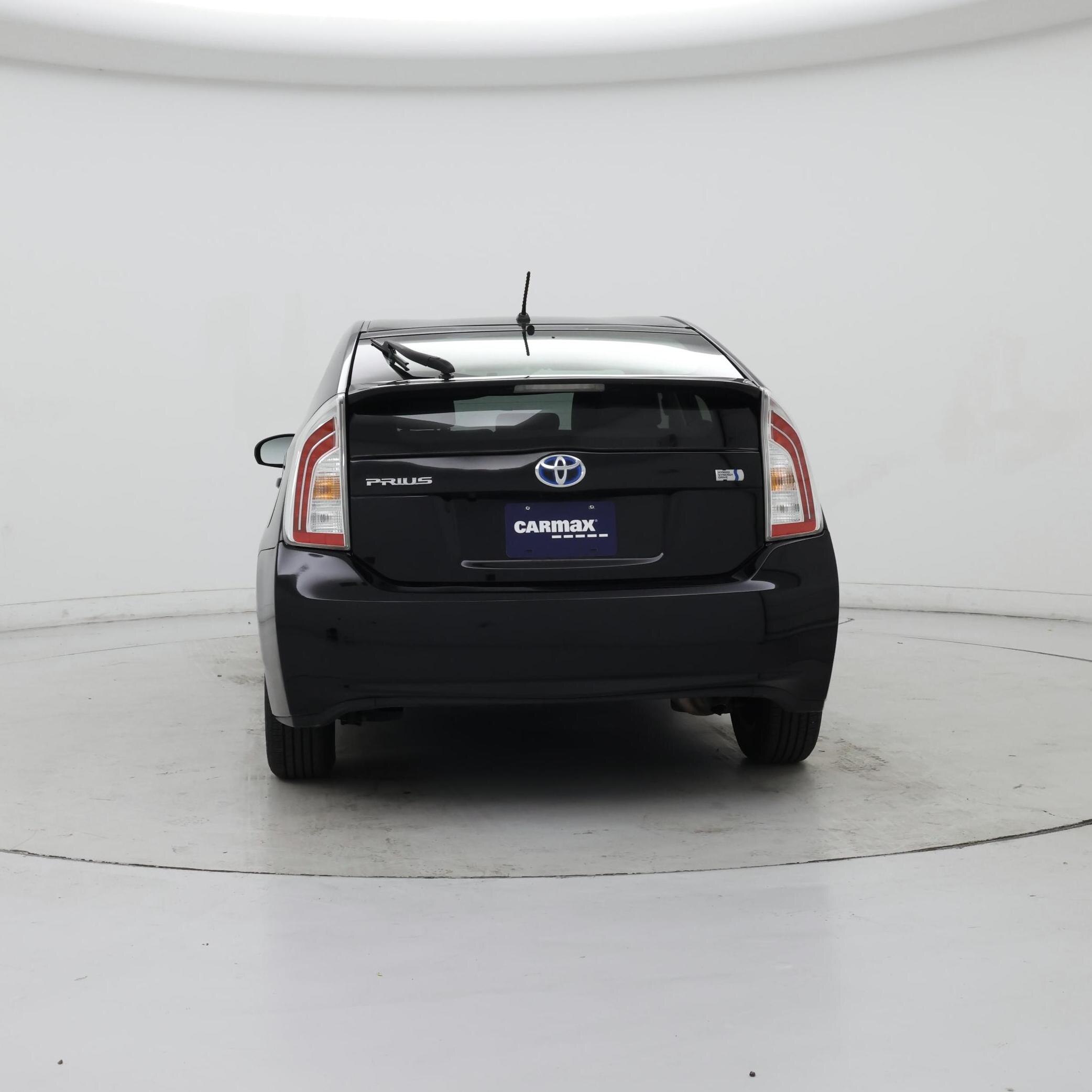 Thumbnail: 2015 Toyota Prius - 6