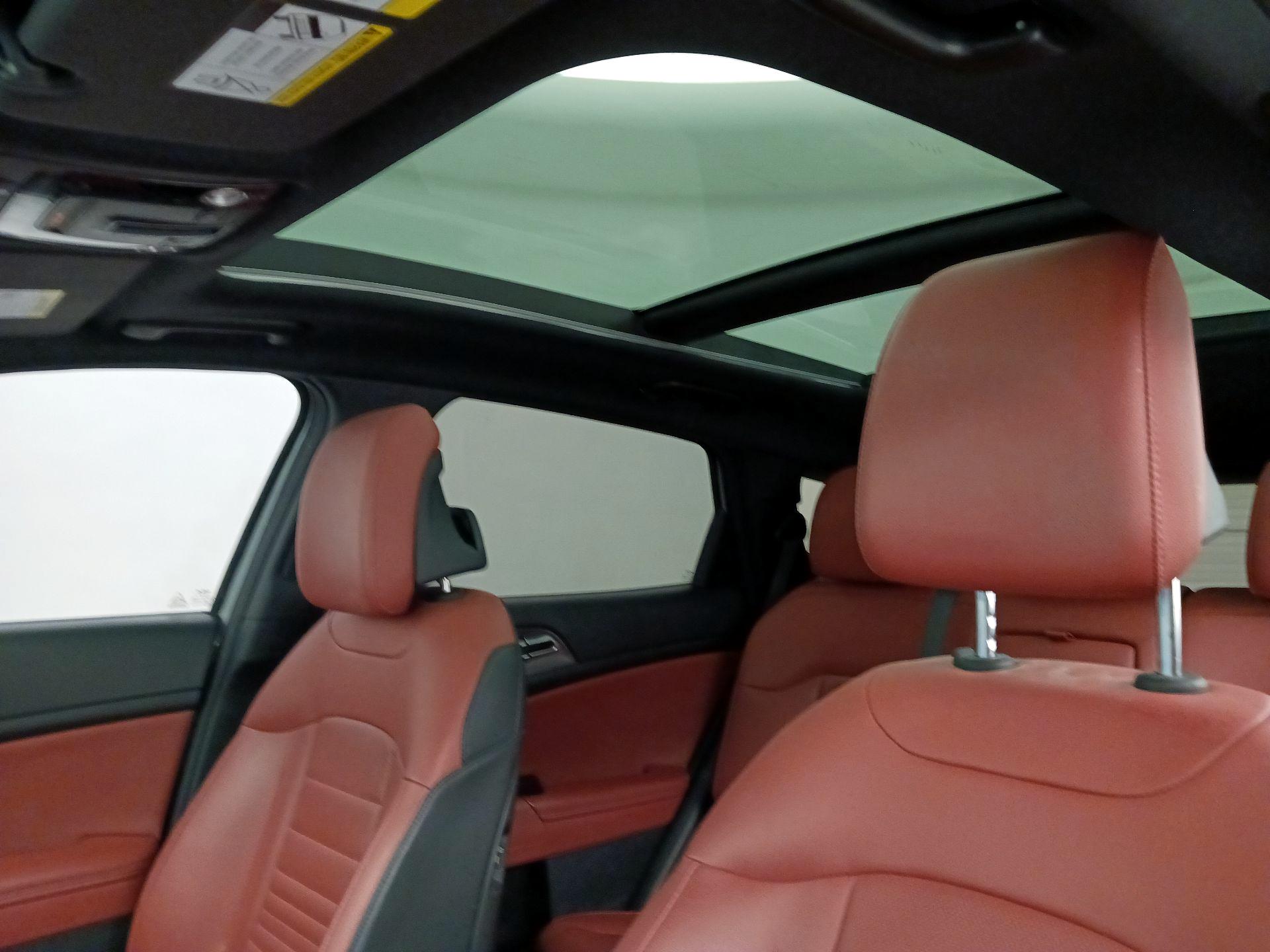 Thumbnail: 2023 Kia Sportage - 20