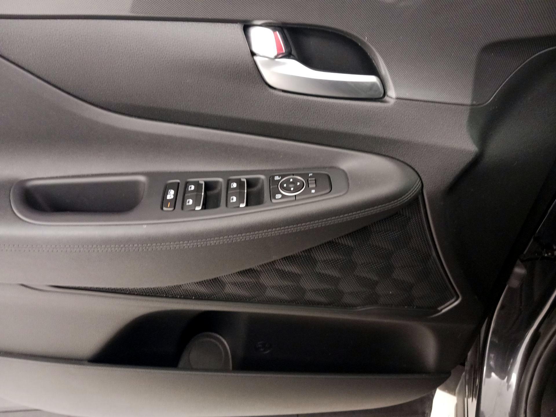 Thumbnail: 2023 Hyundai Santa Fe - 12