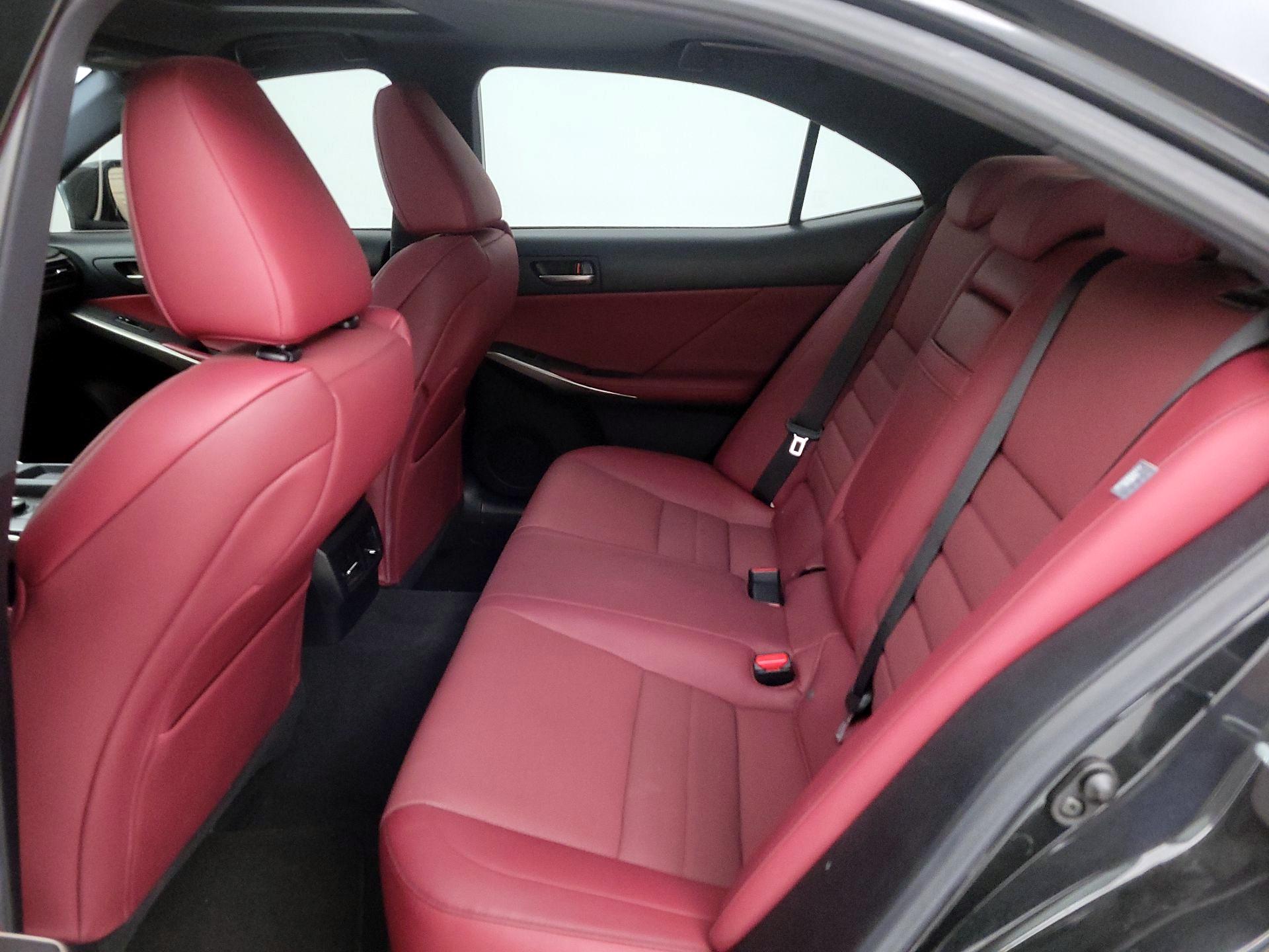 Thumbnail: 2020 Lexus IS - 19