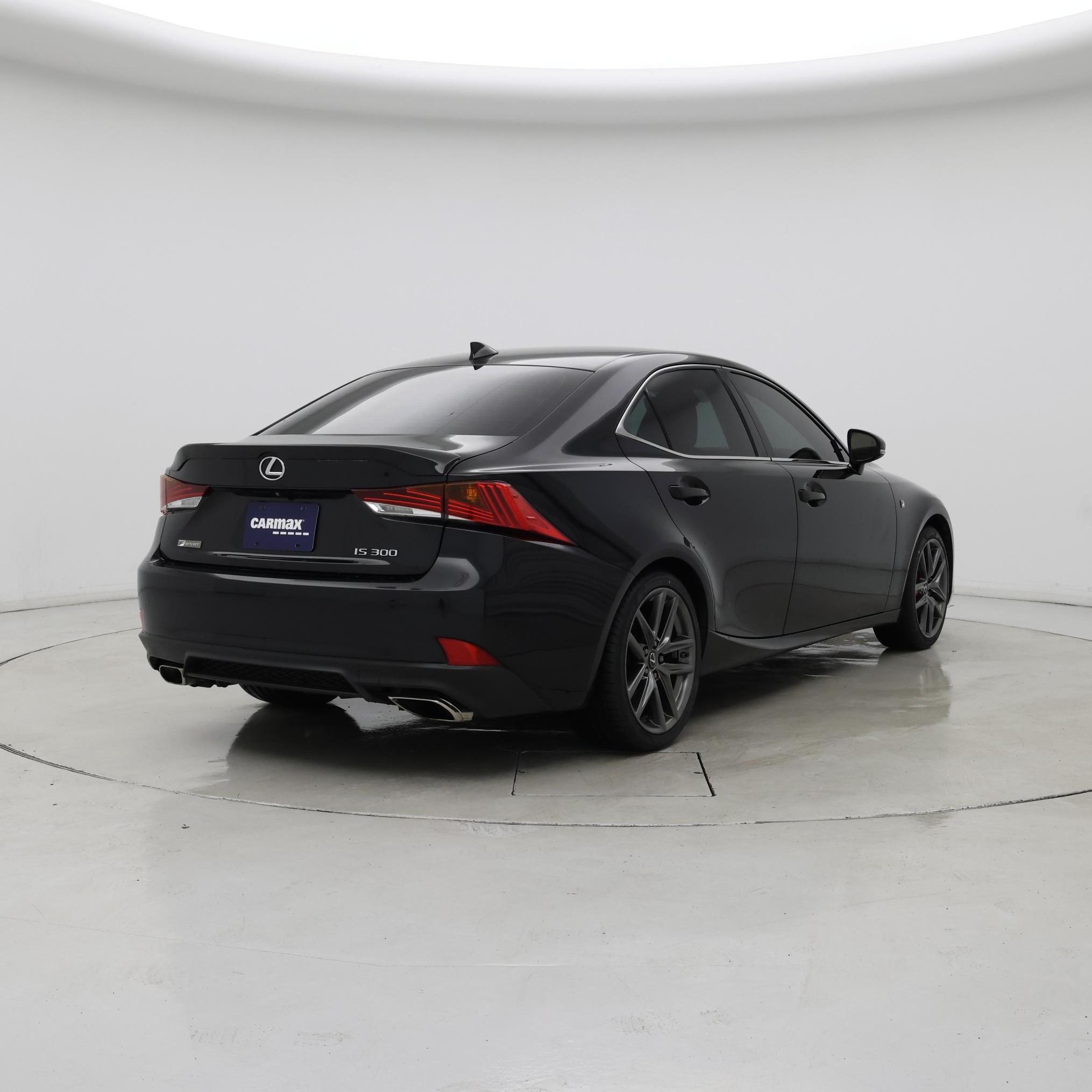 Thumbnail: 2020 Lexus IS - 8