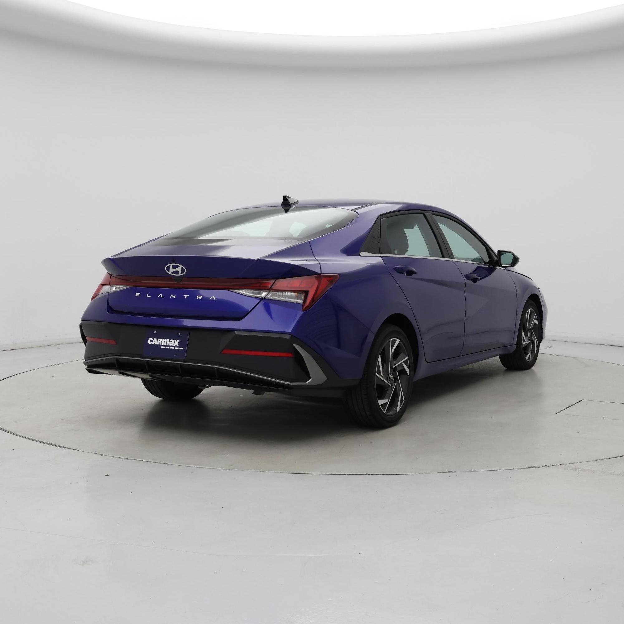 Thumbnail: 2025 Hyundai Elantra - 8