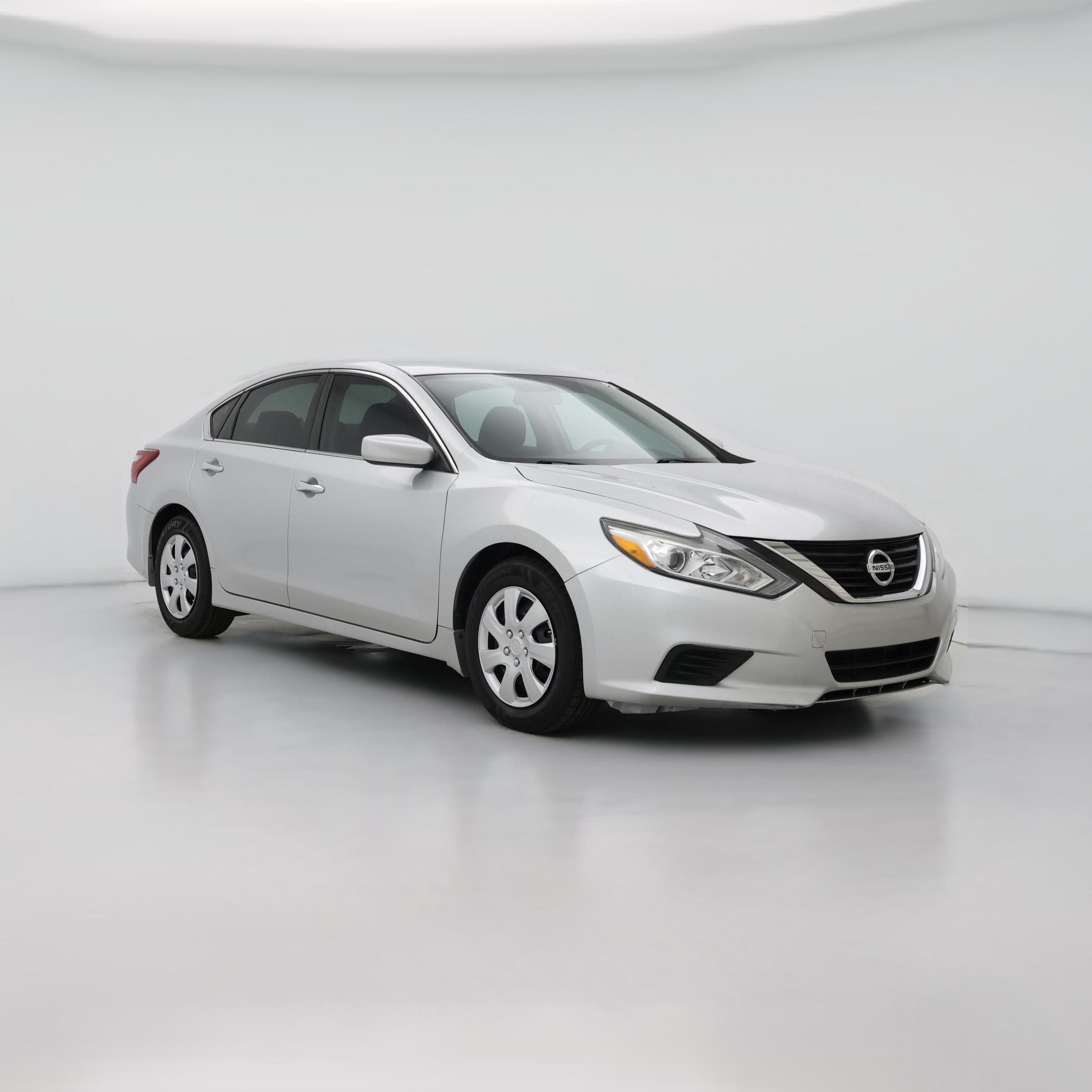Thumbnail: 2018 Nissan Altima - 1