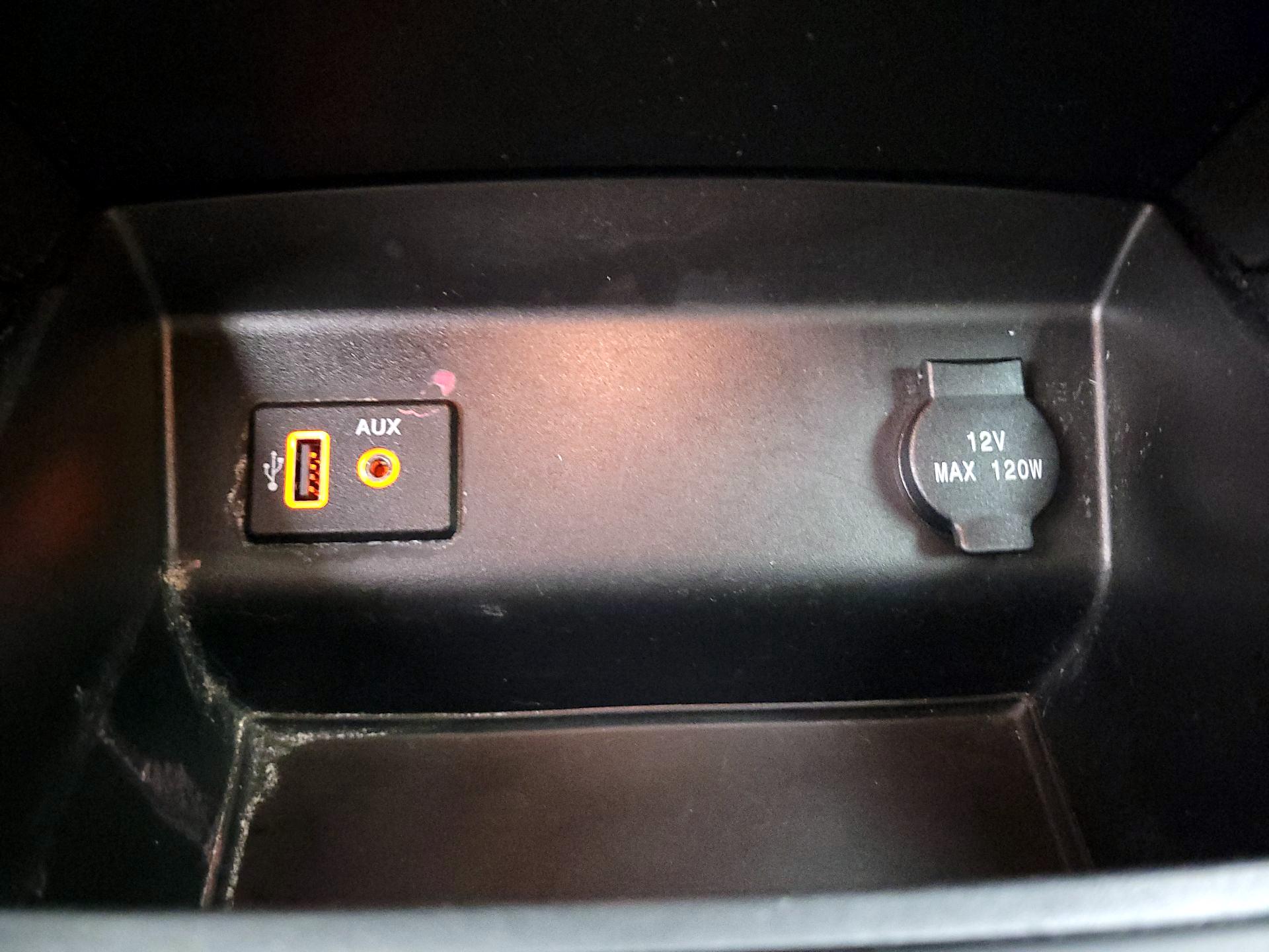 Thumbnail: 2018 Nissan Altima - 18