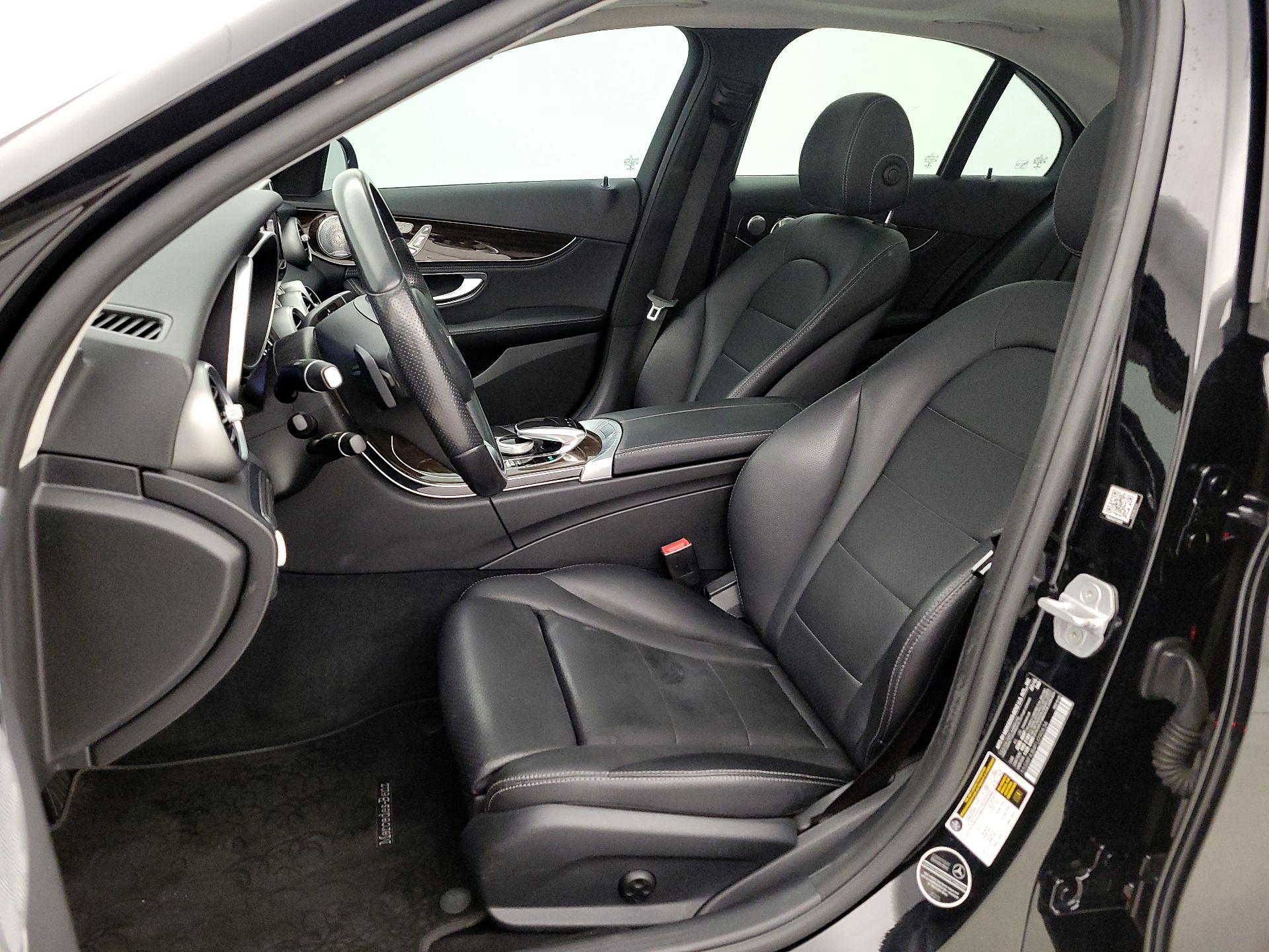 Thumbnail: 2015 Mercedes-Benz C-Class - 11