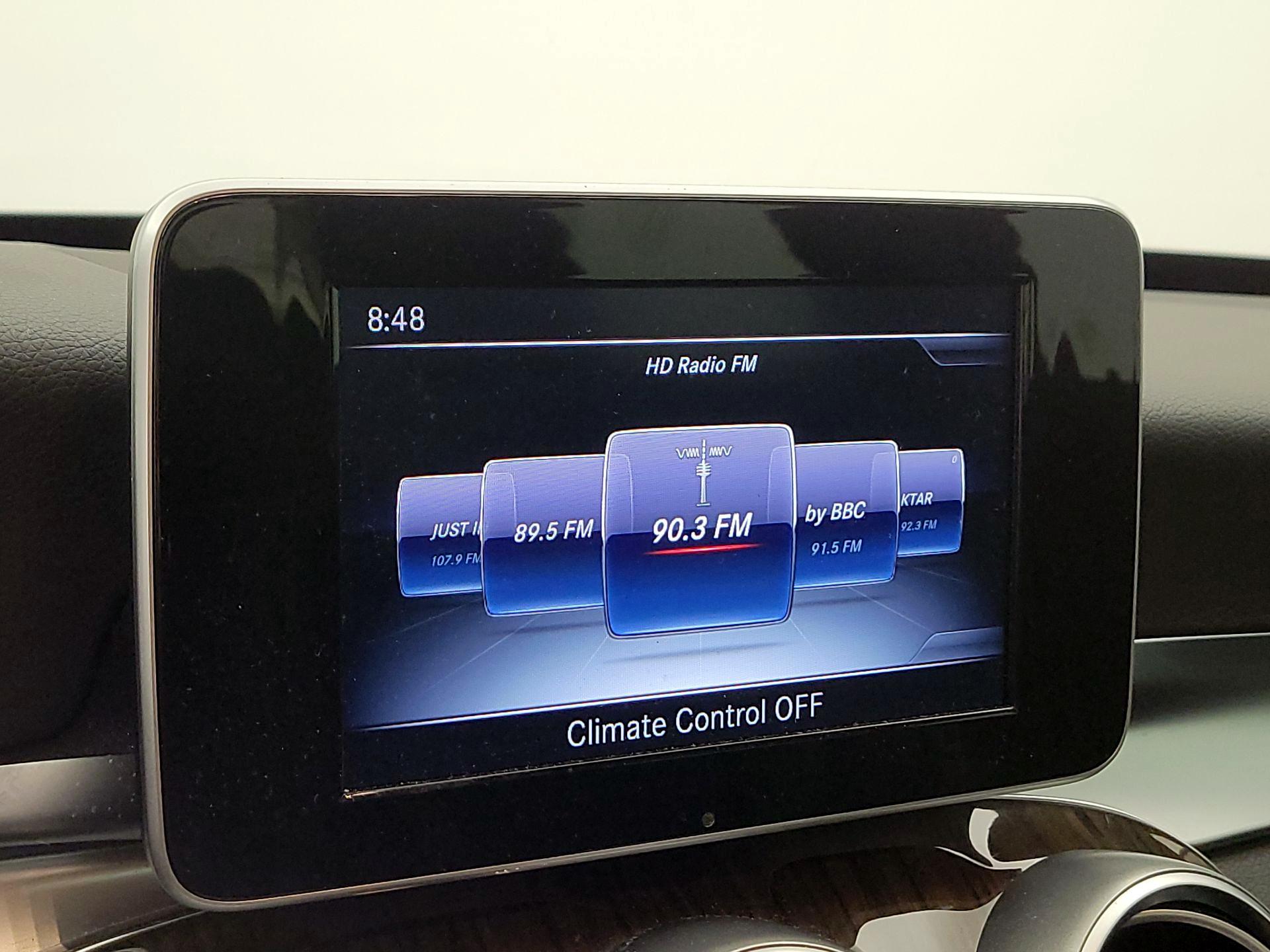 Thumbnail: 2015 Mercedes-Benz C-Class - 14