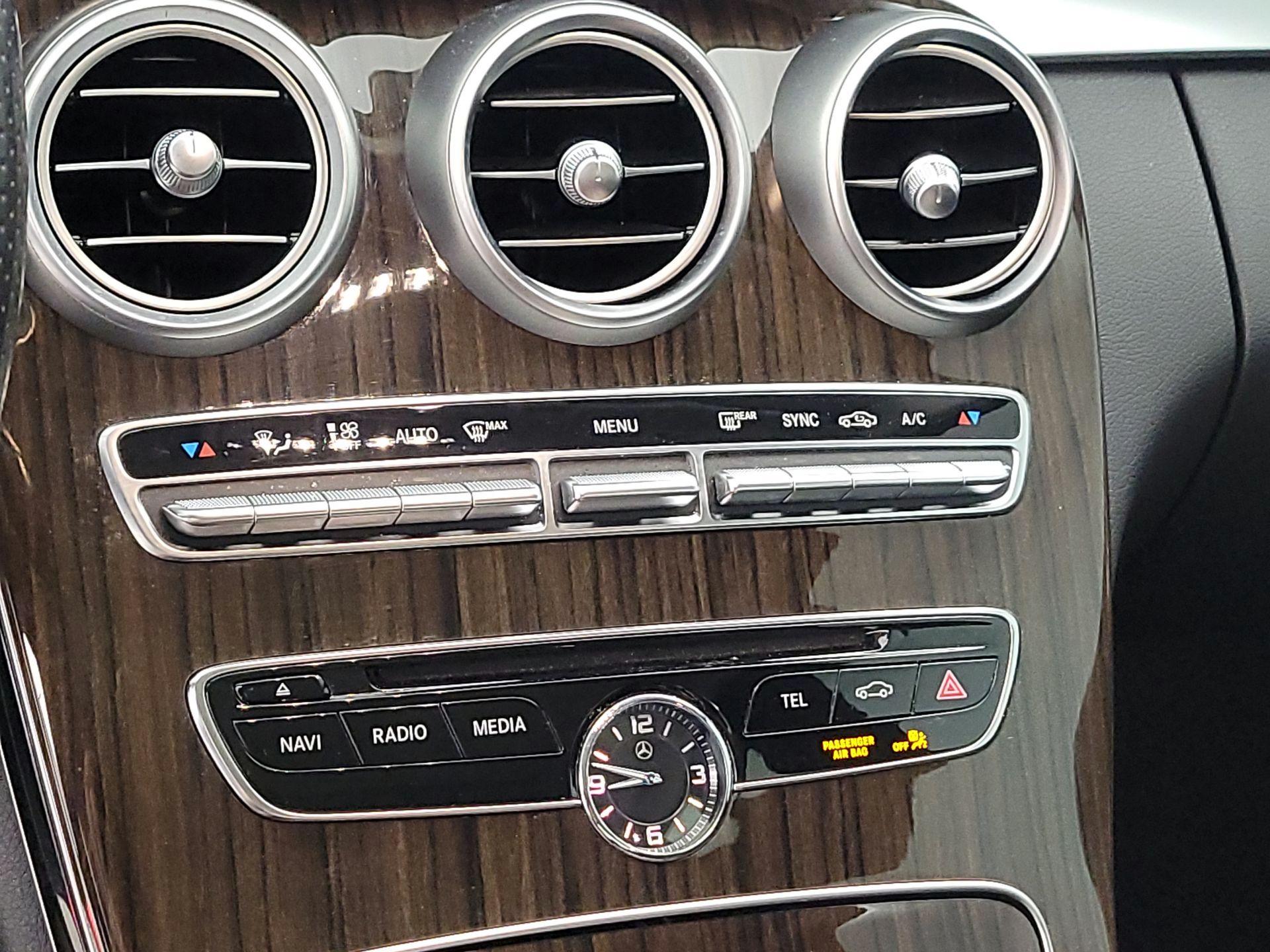 Thumbnail: 2015 Mercedes-Benz C-Class - 15