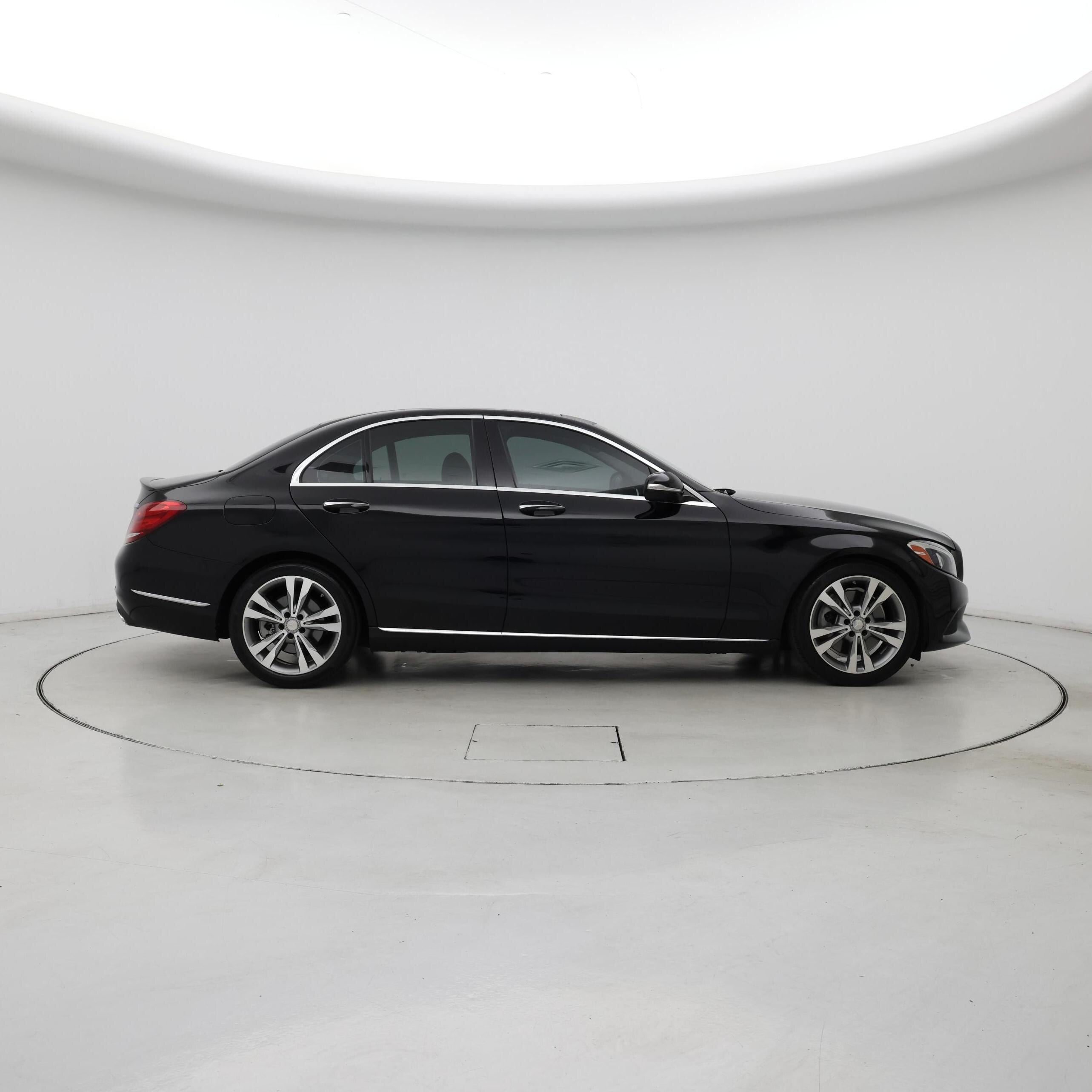 Thumbnail: 2015 Mercedes-Benz C-Class - 7