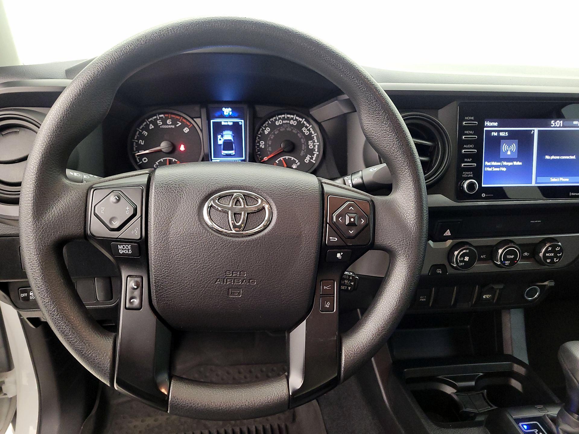 Thumbnail: 2021 Toyota Tacoma - 10