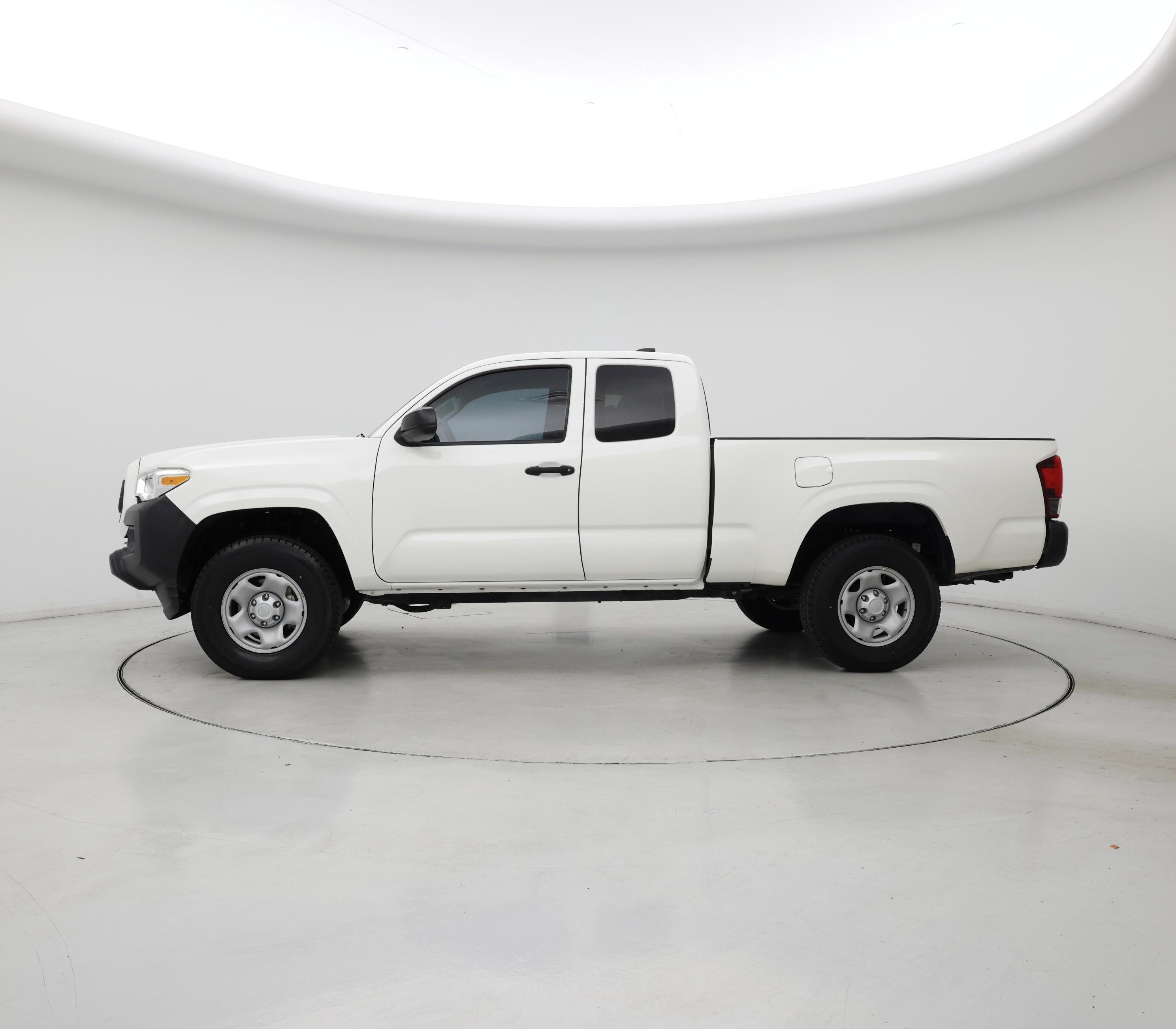 Thumbnail: 2021 Toyota Tacoma - 3