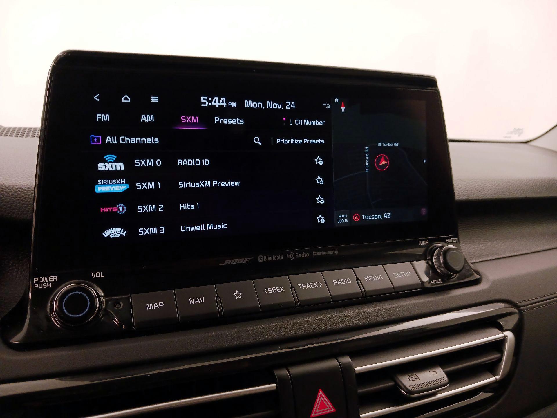 Thumbnail: 2023 Kia Seltos - 16