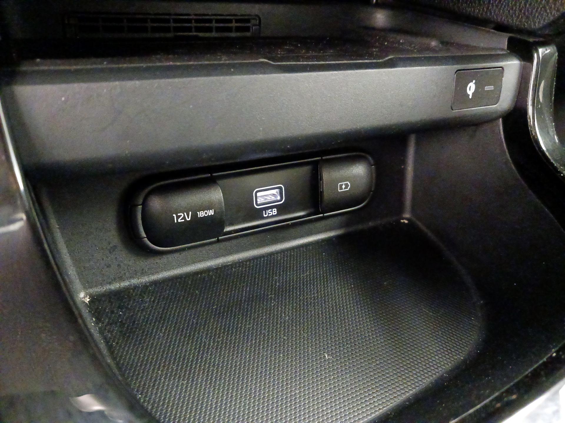 Thumbnail: 2023 Kia Seltos - 19